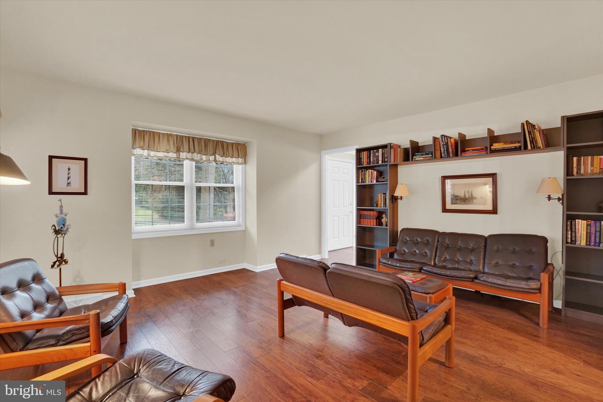 AVALONG PLACE - Residential