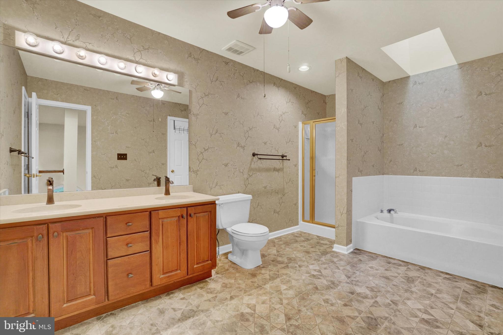 AVALONG PLACE - Residential