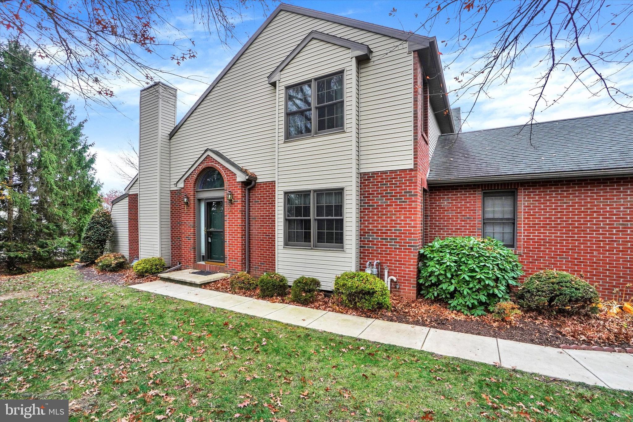 AVALONG PLACE - Residential