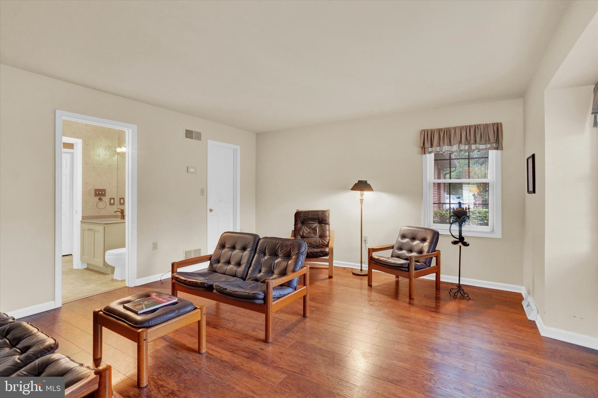 AVALONG PLACE - Residential