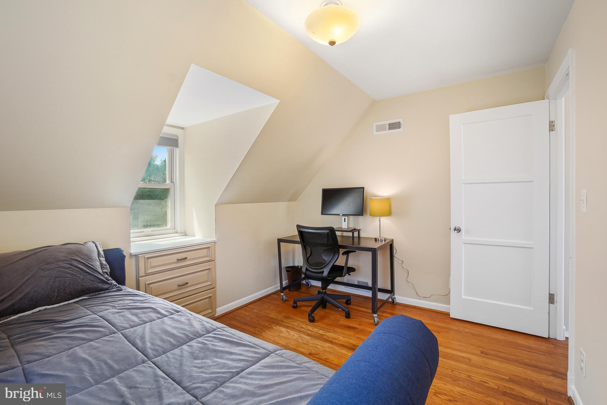 KENSINGTON VIEW - Residential