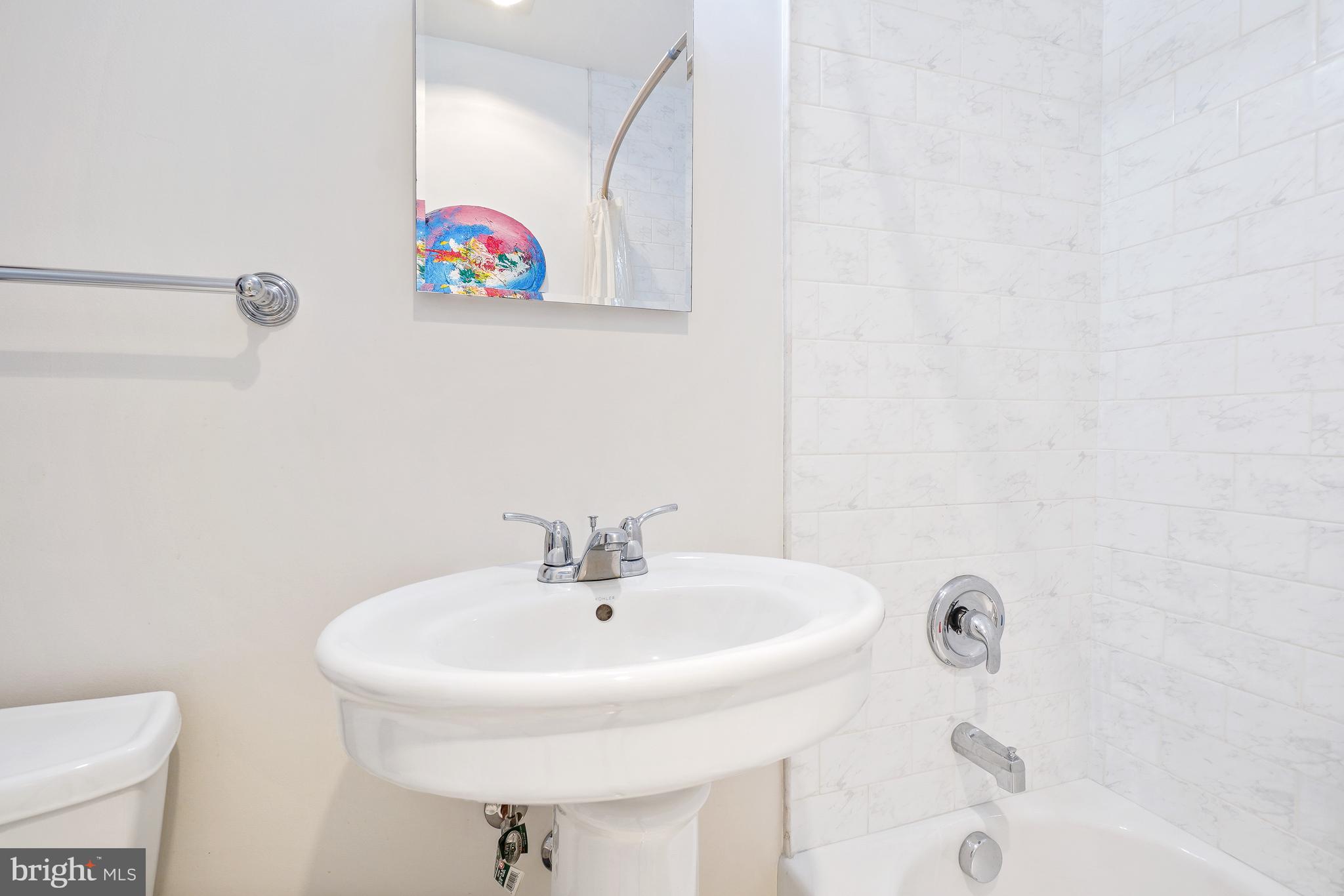 KENSINGTON VIEW - Residential