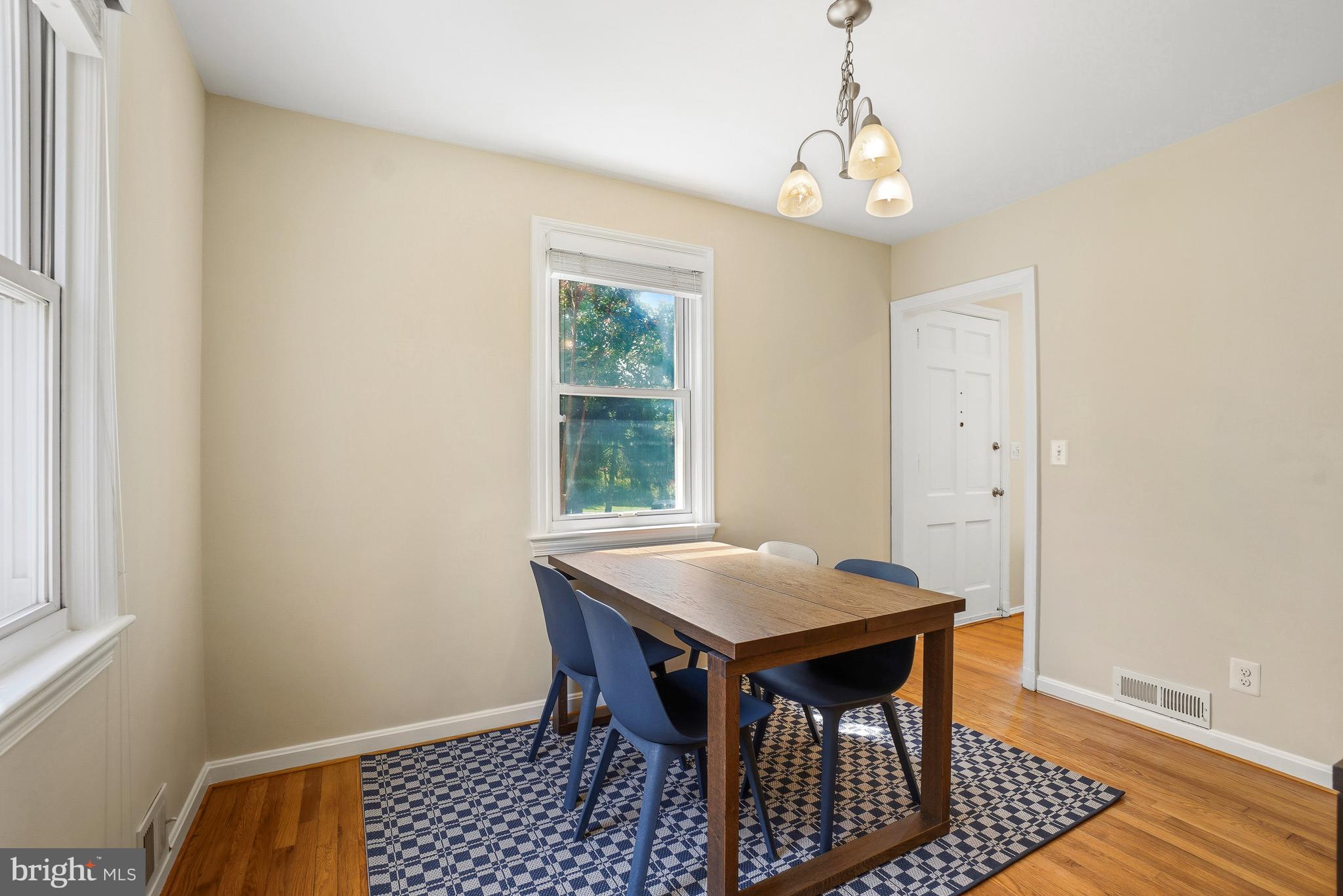 KENSINGTON VIEW - Residential
