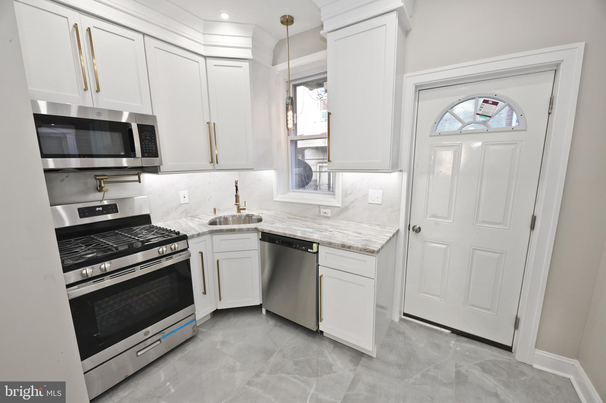COBBS CREEK - Residential