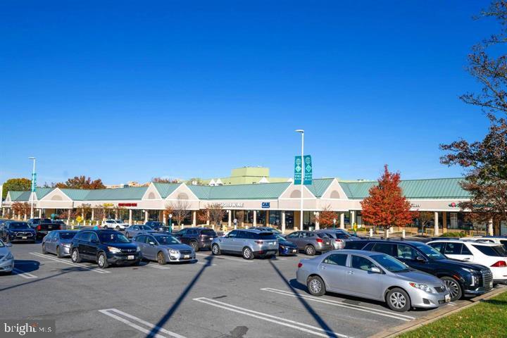 GREENS AT LEISURE WORLD - Residential