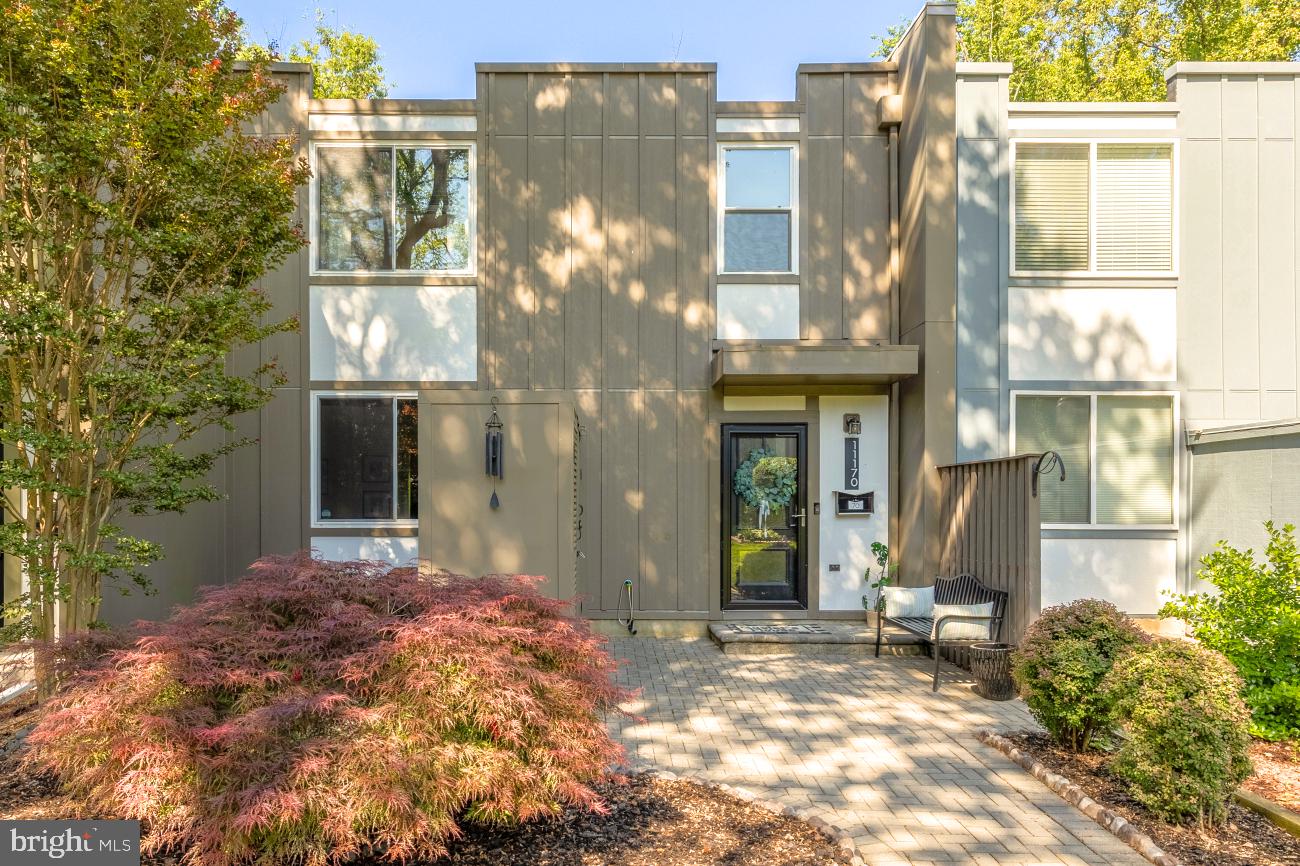 FOREST EDGE - Residential