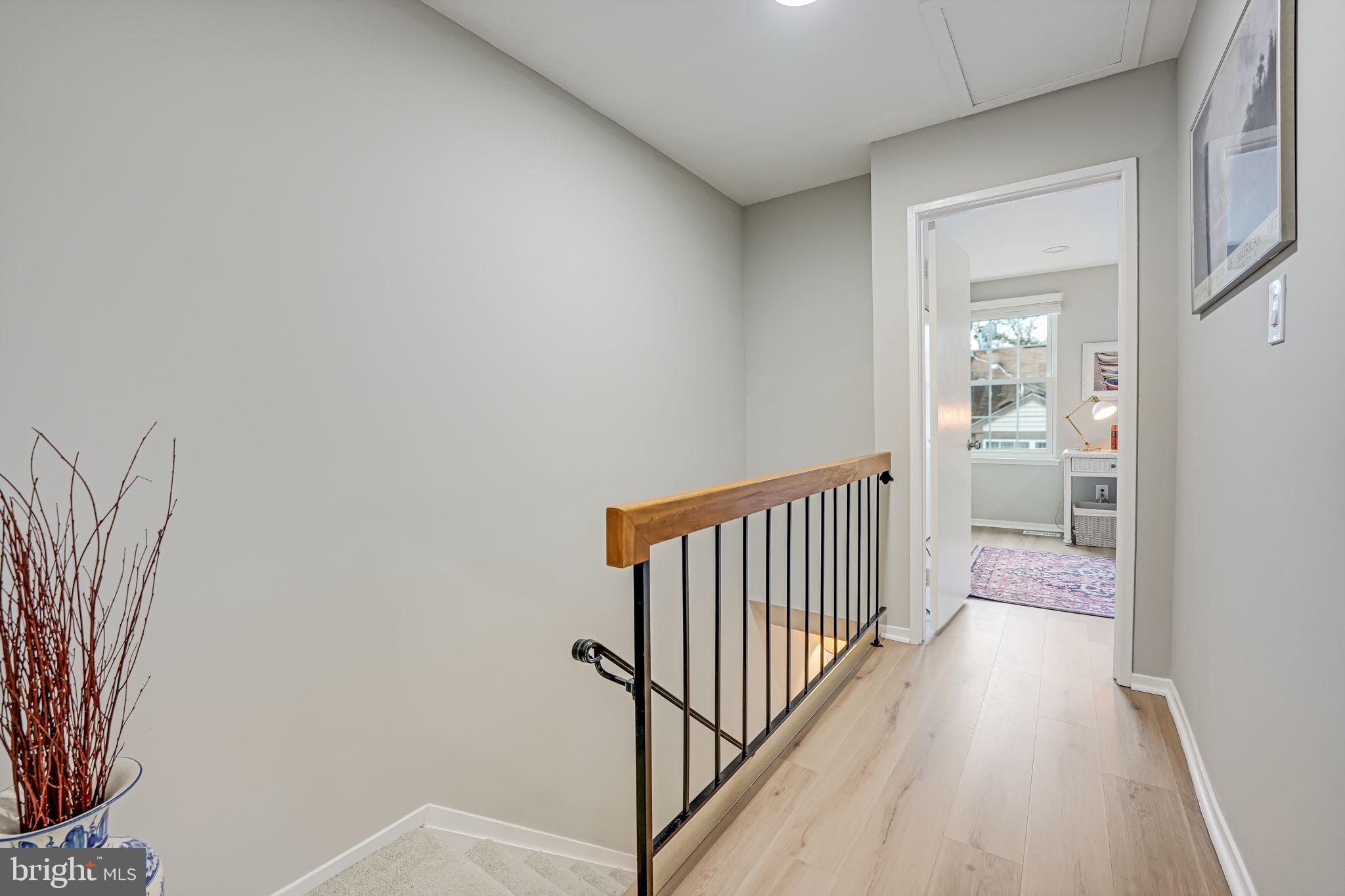 OAKWOOD COMMONS AT BURKE - Residential