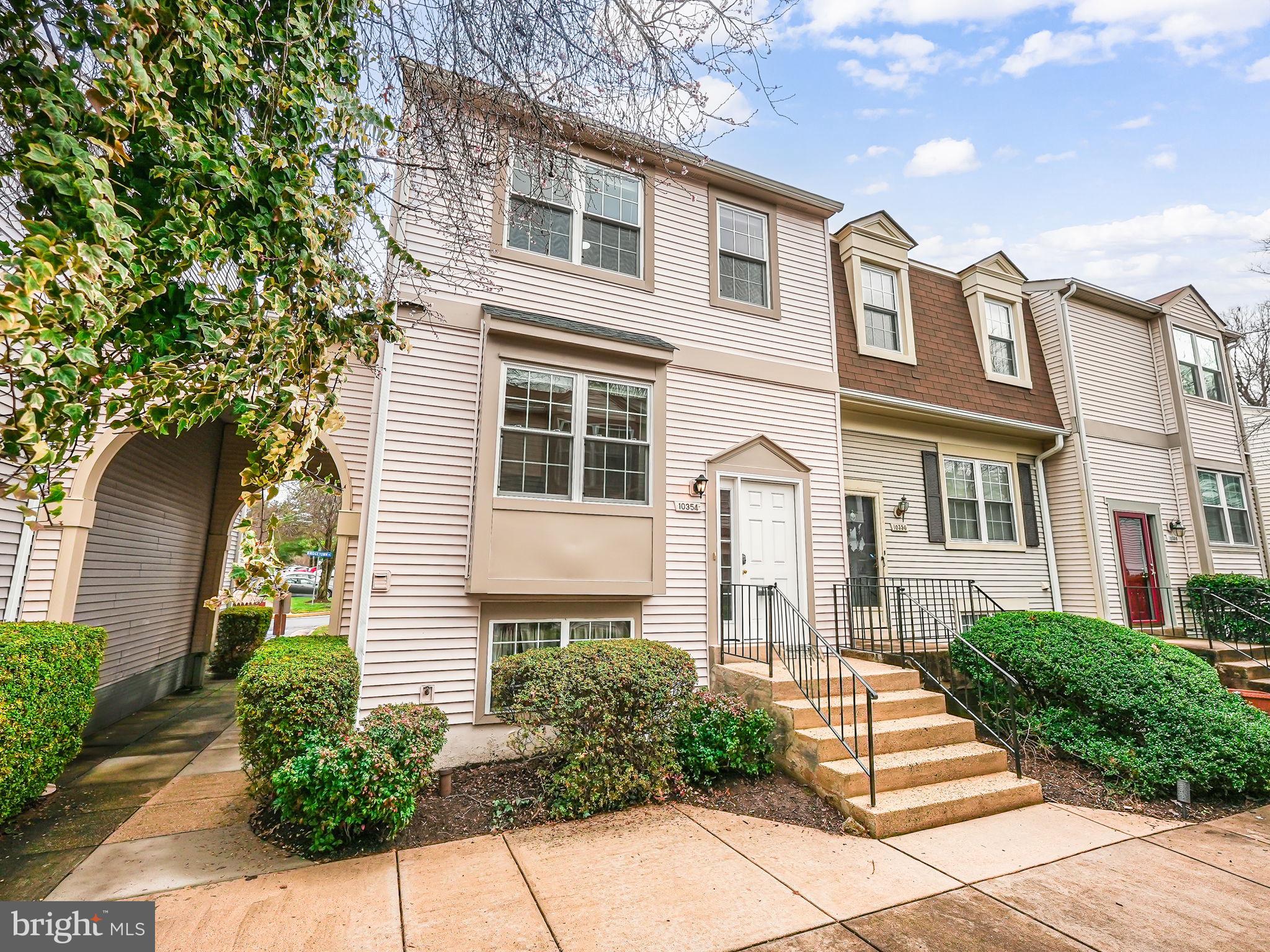 OAKWOOD COMMONS AT BURKE - Residential