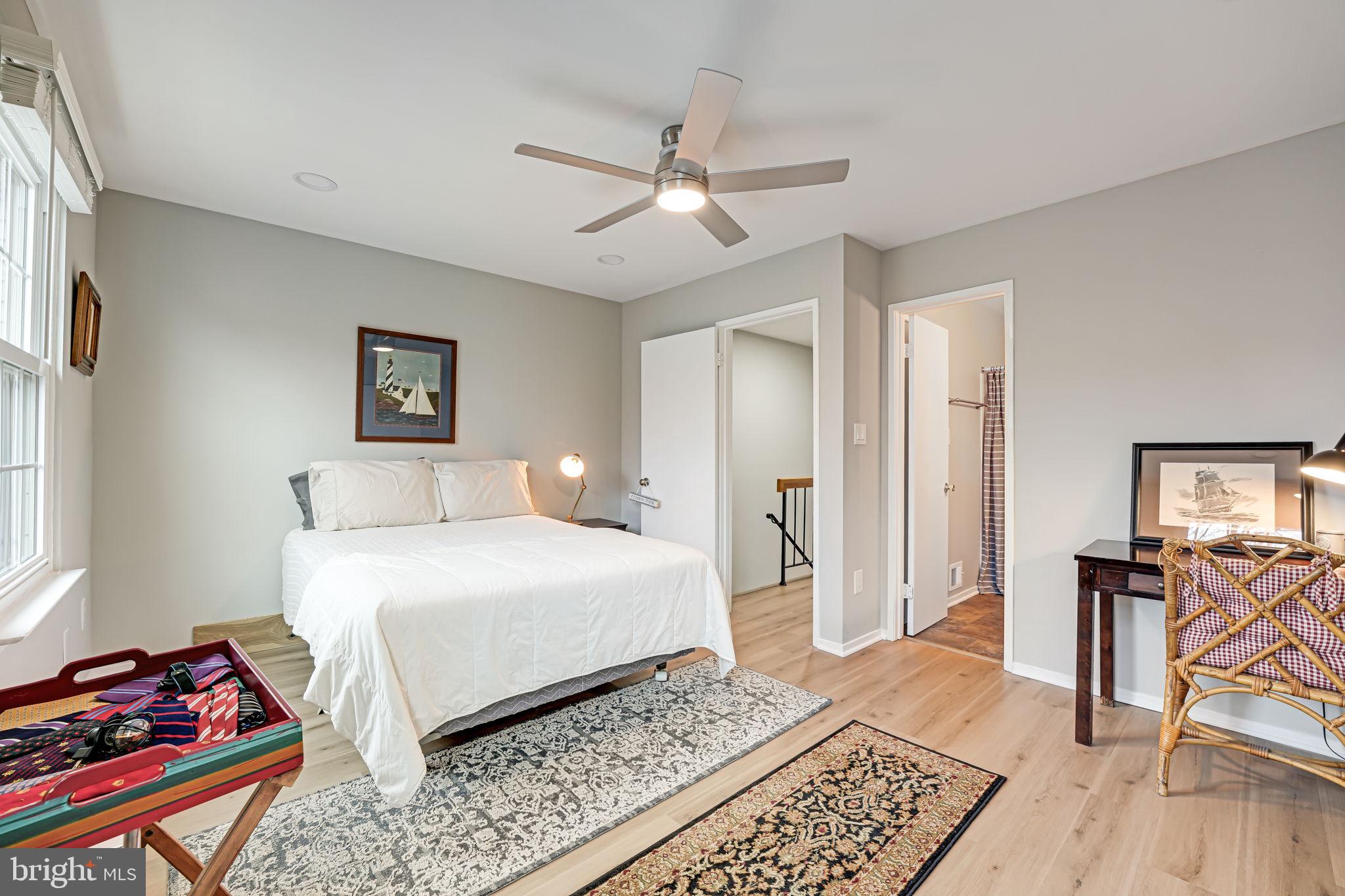 OAKWOOD COMMONS AT BURKE - Residential