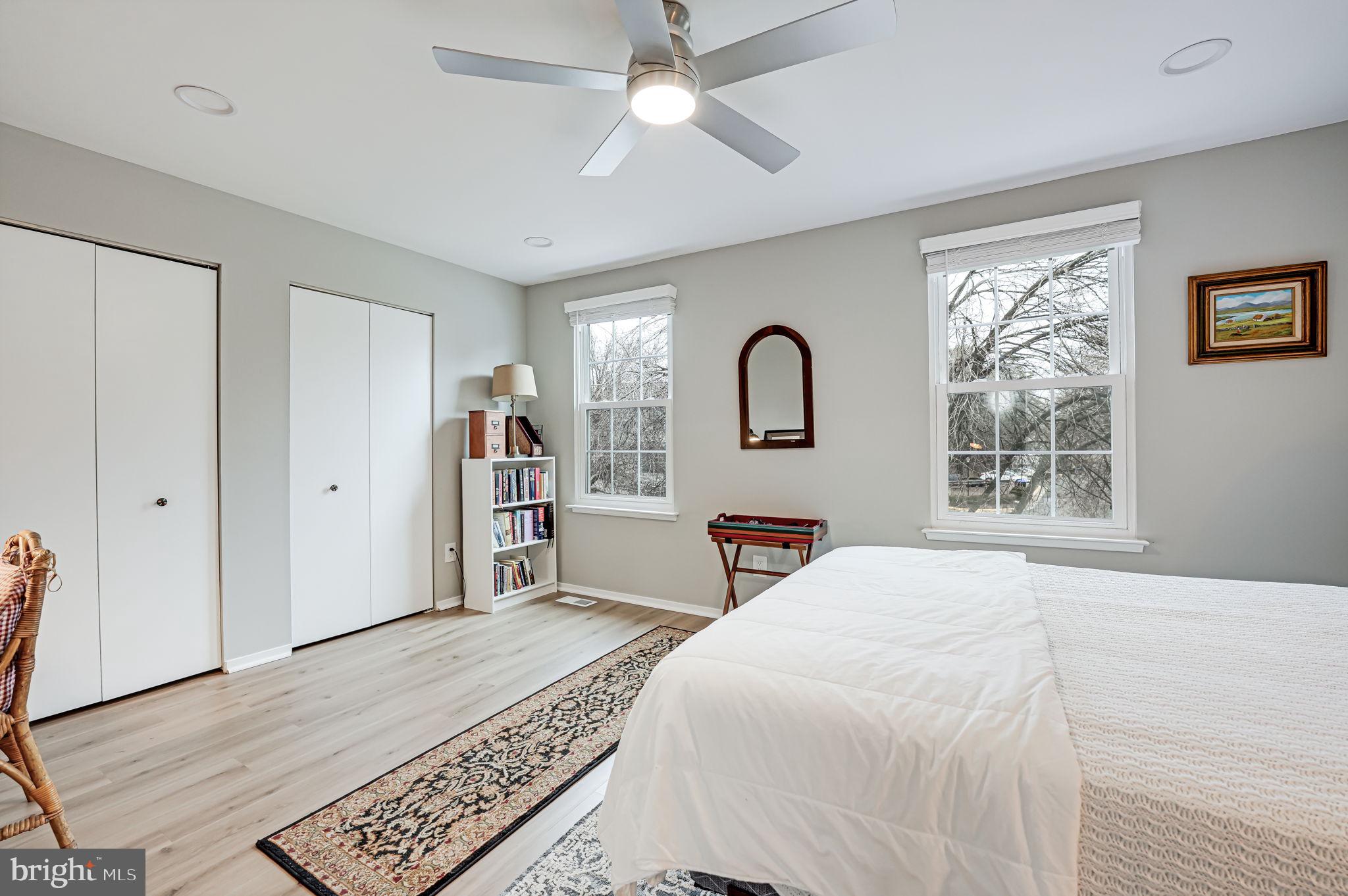 OAKWOOD COMMONS AT BURKE - Residential