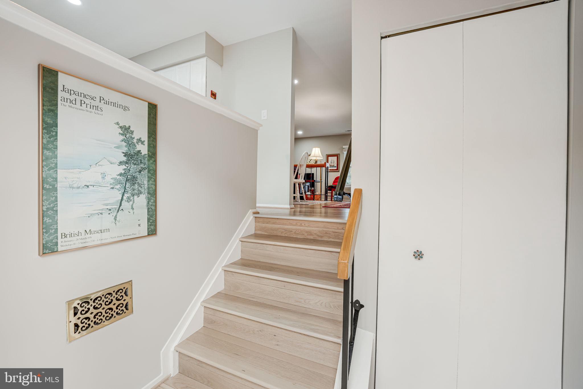 OAKWOOD COMMONS AT BURKE - Residential