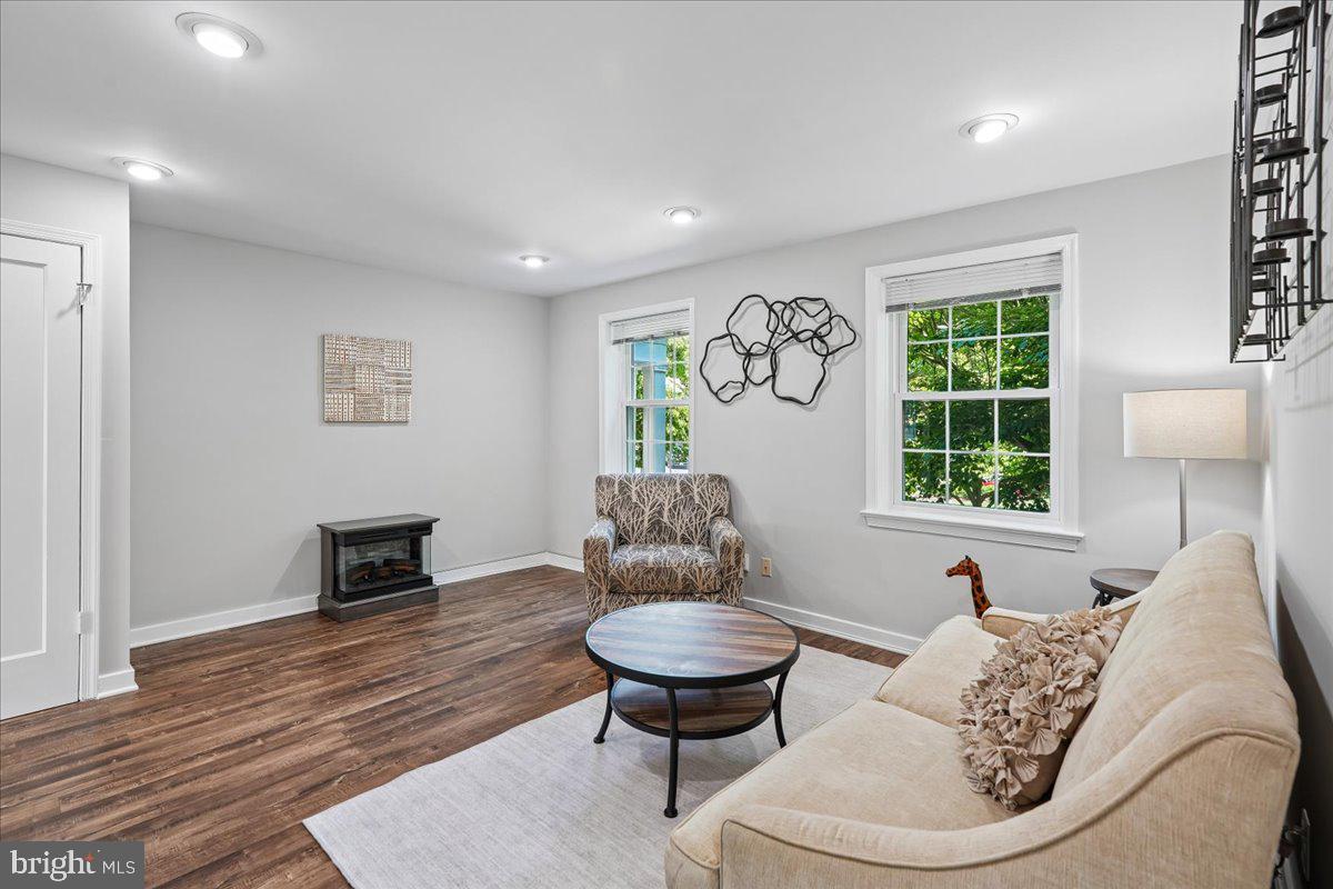 ROCK CREEK GARDENS - Residential