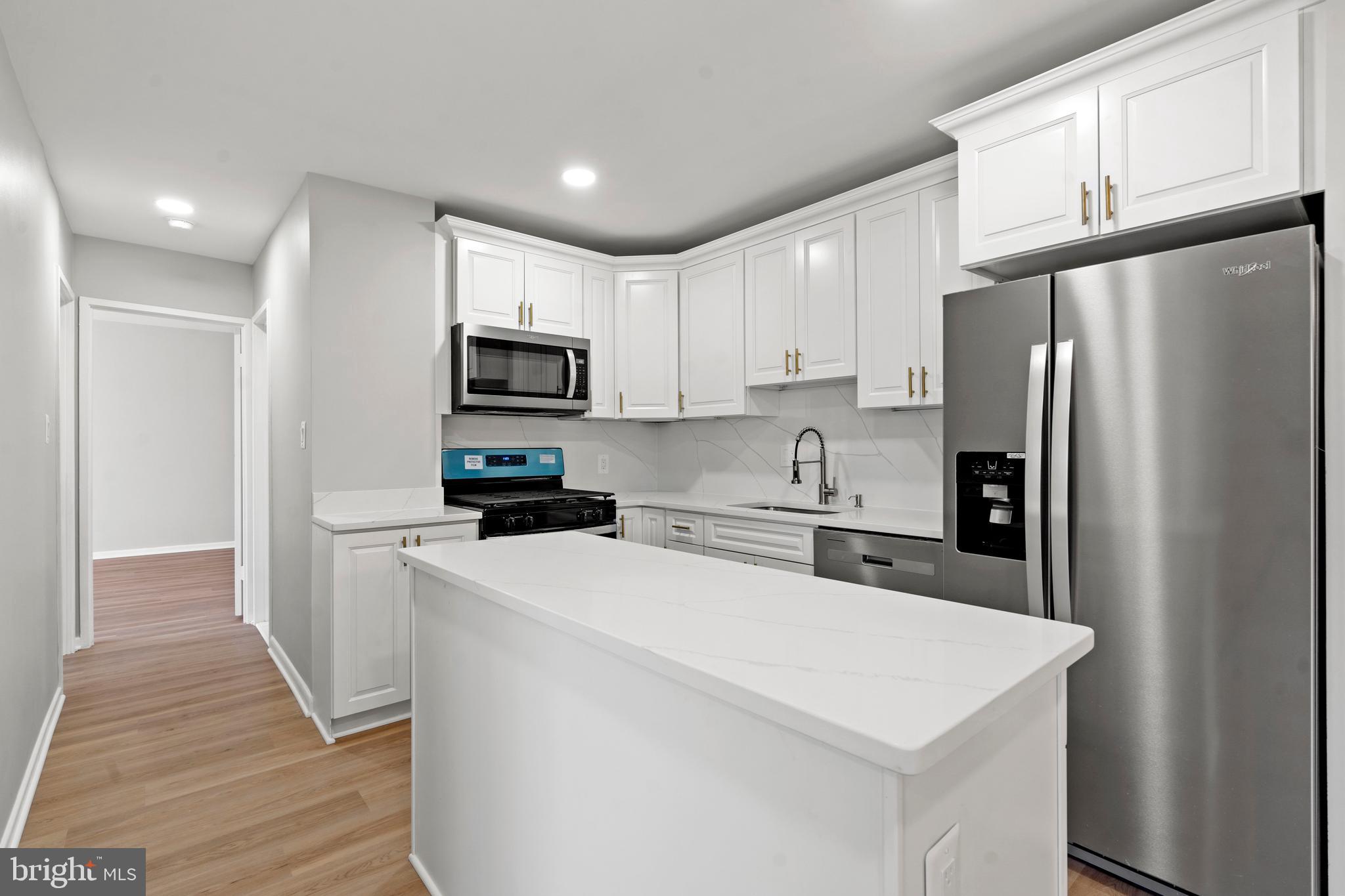 MOSBY WOODS GARDEN - Residential