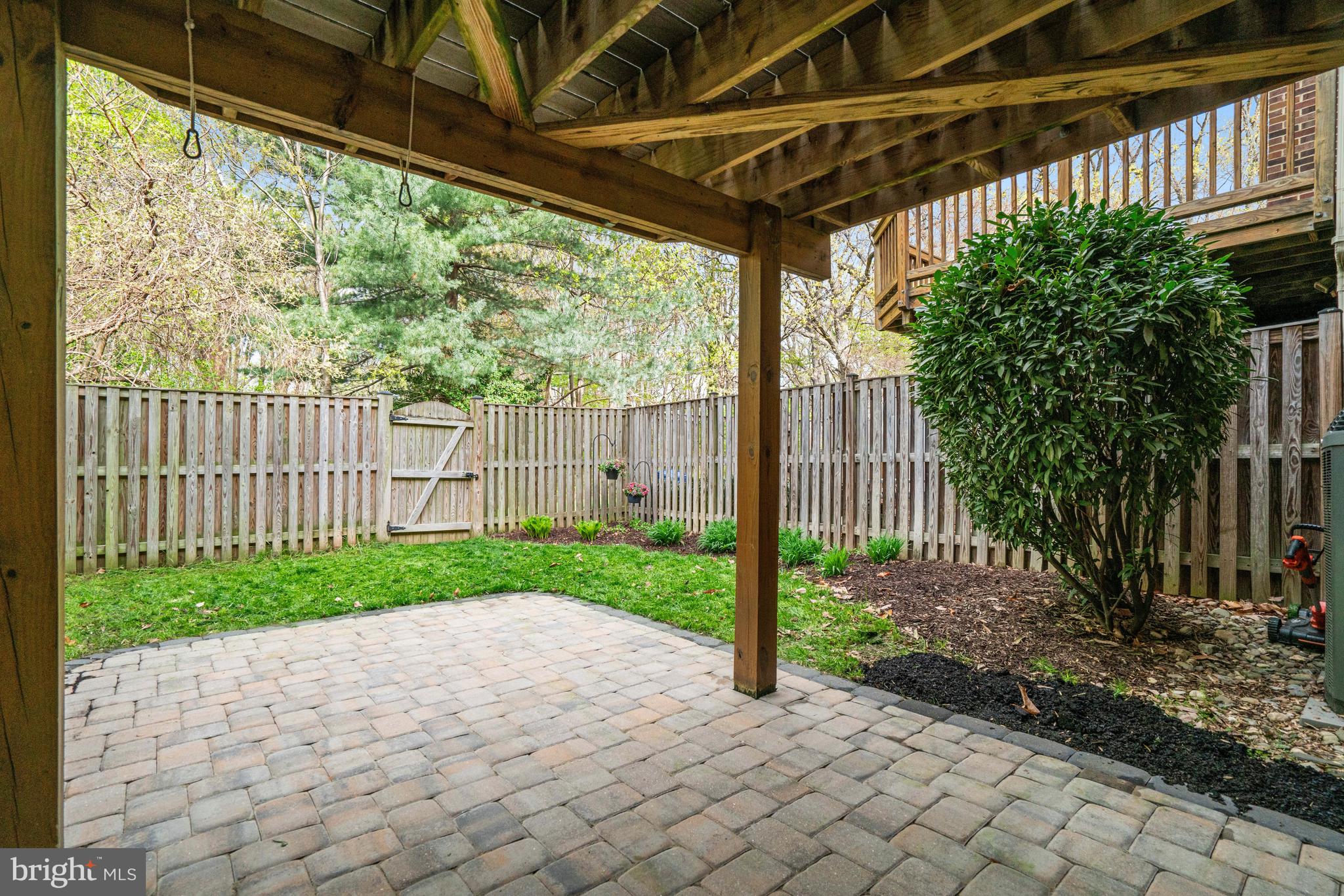 IDYLWOOD STATION - Residential