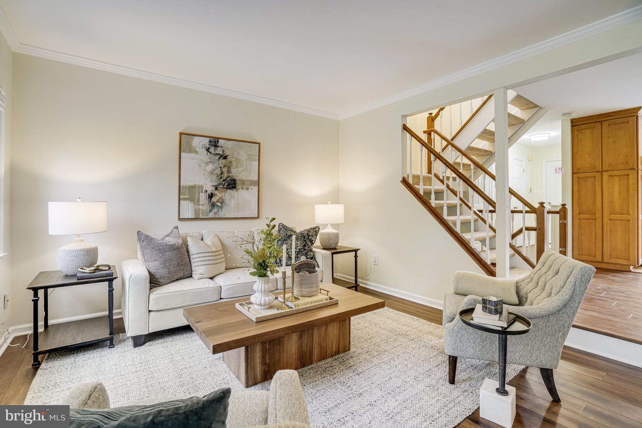 IDYLWOOD STATION - Residential