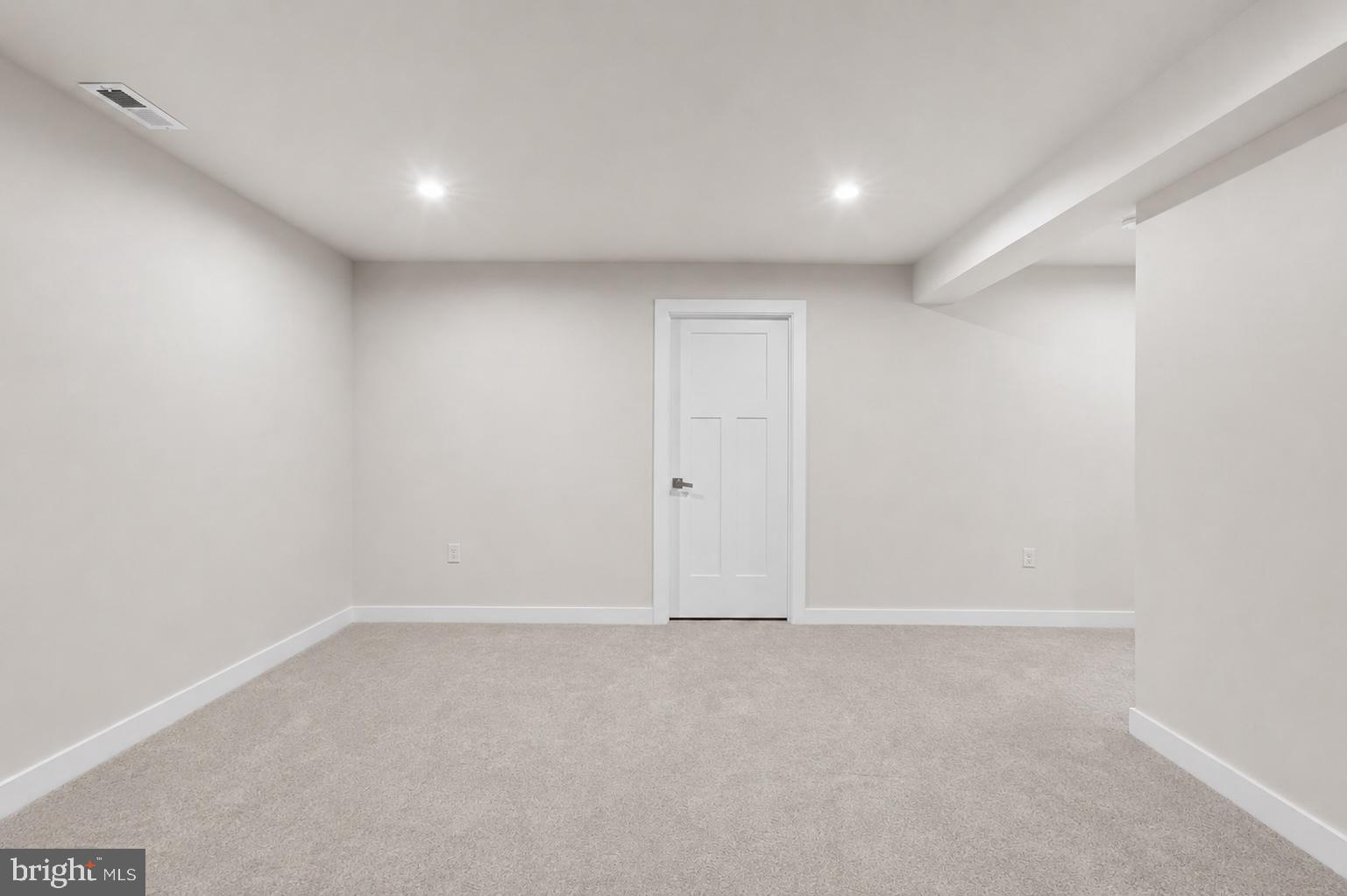 ASHBOURNE MEADOWS - Residential
