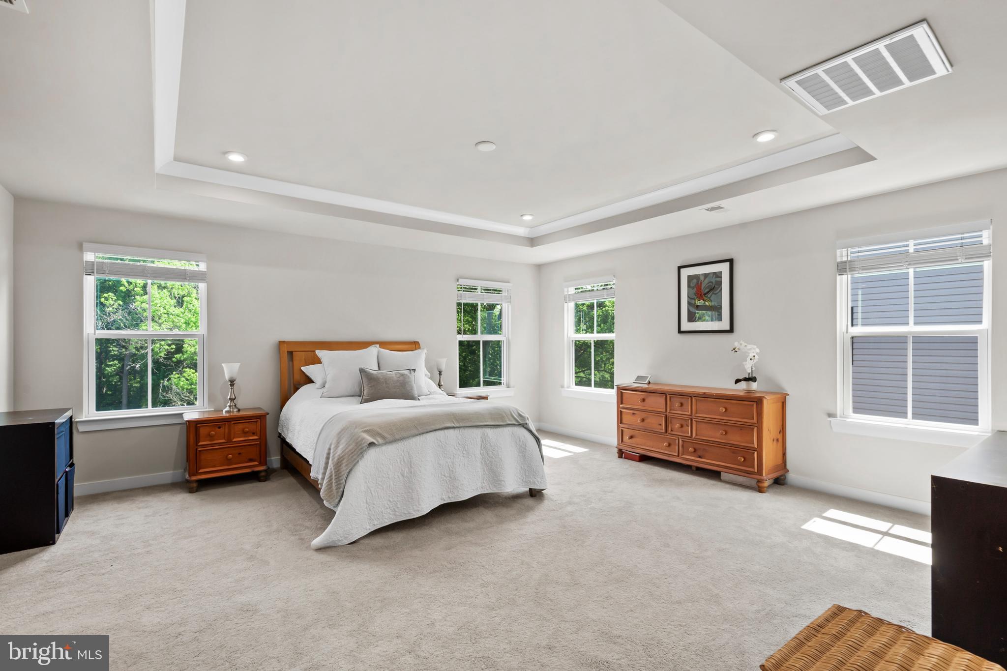 ASHBOURNE MEADOWS - Residential