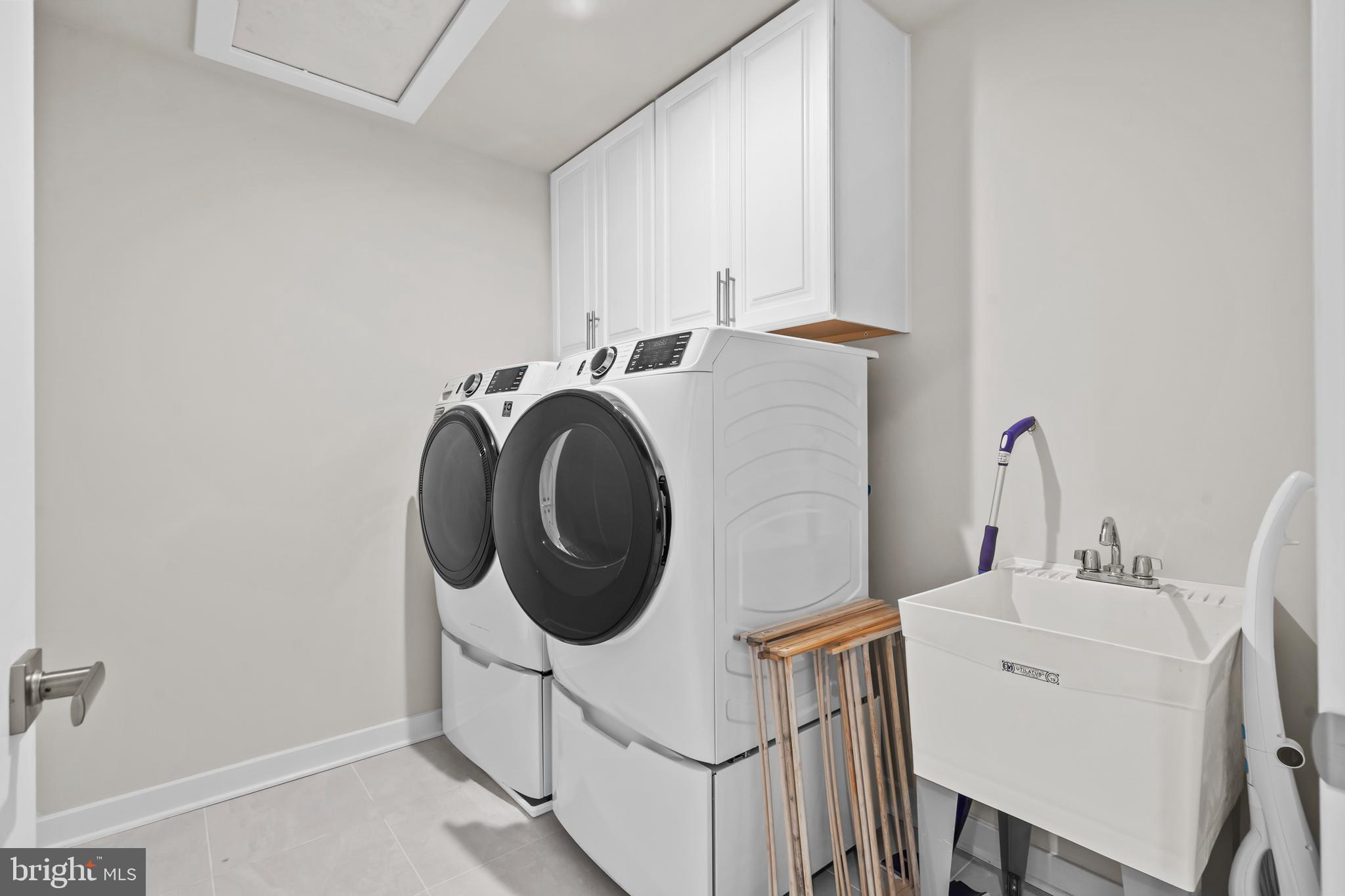 ASHBOURNE MEADOWS - Residential