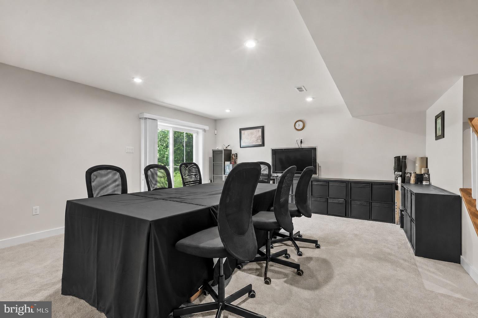 ASHBOURNE MEADOWS - Residential