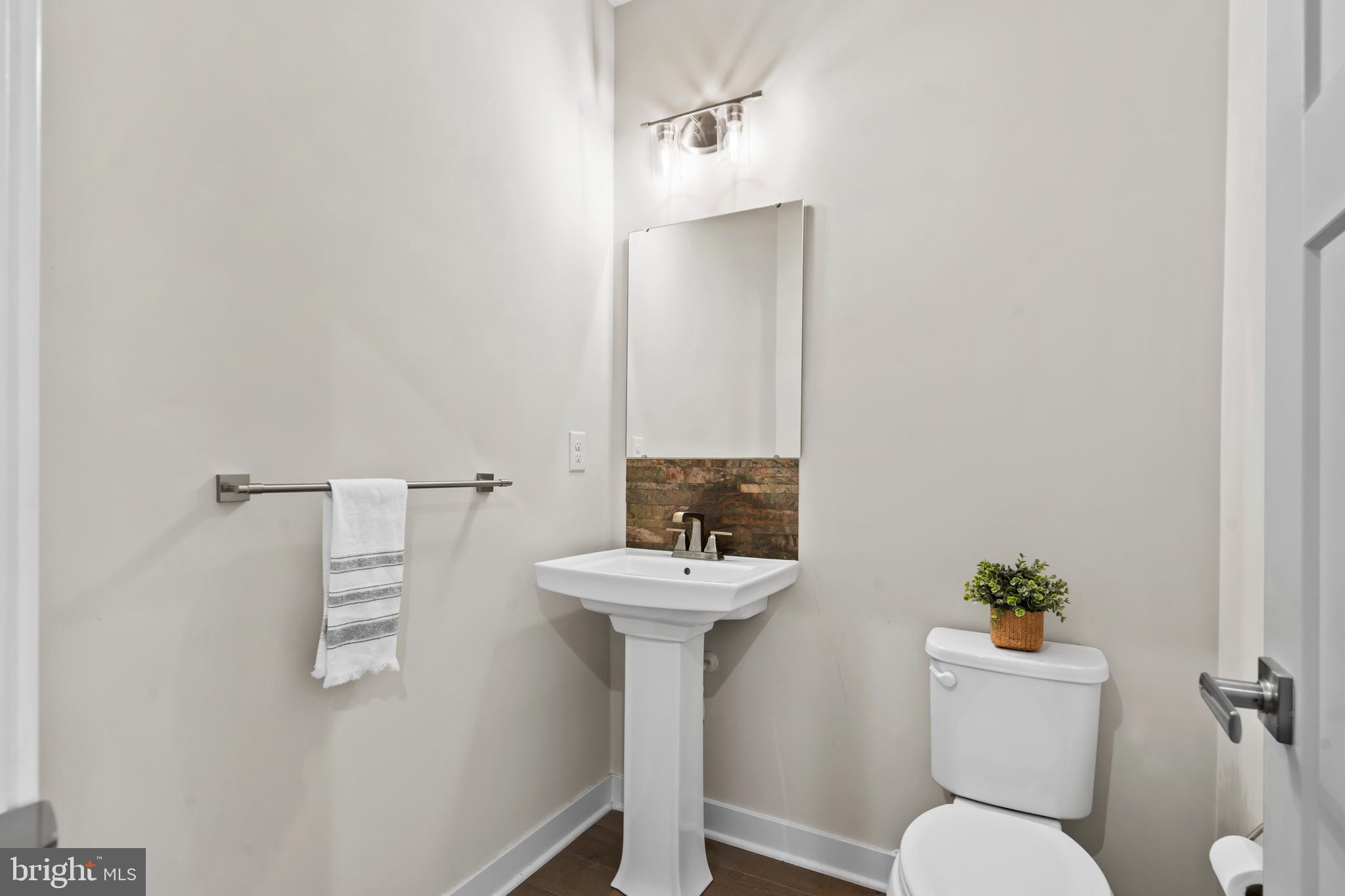 ASHBOURNE MEADOWS - Residential