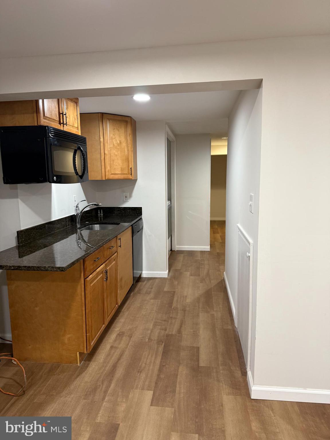 FORT WASHINGTON ESTATES - Residential Lease