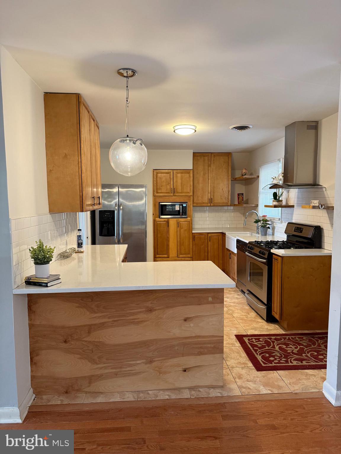 FORT WASHINGTON ESTATES - Residential Lease
