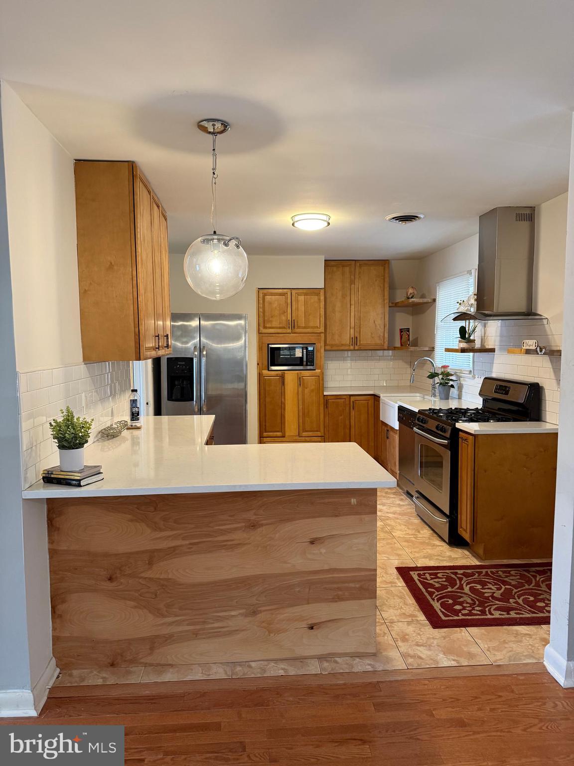 FORT WASHINGTON ESTATES - Residential Lease