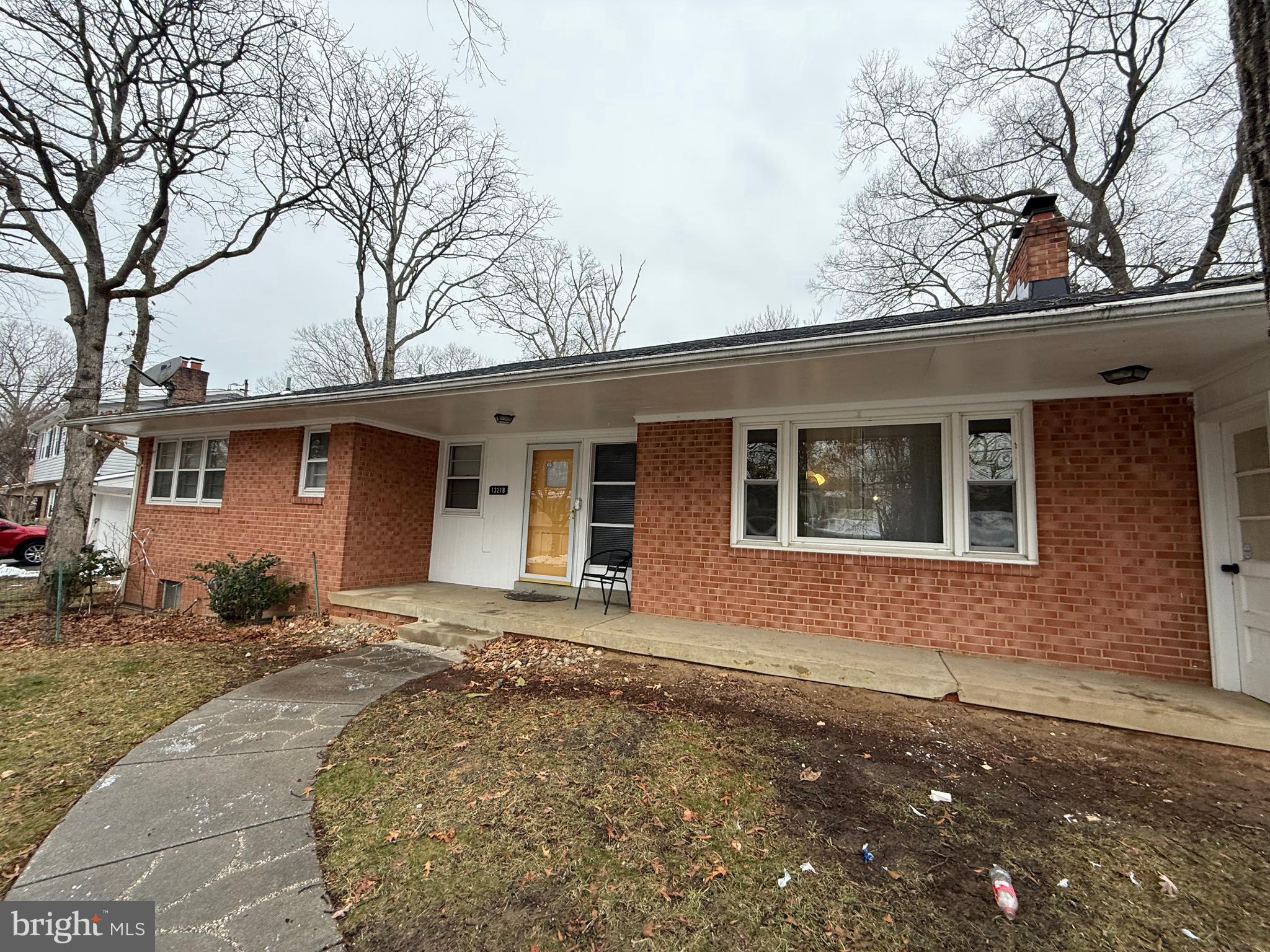 FORT WASHINGTON ESTATES - Residential Lease