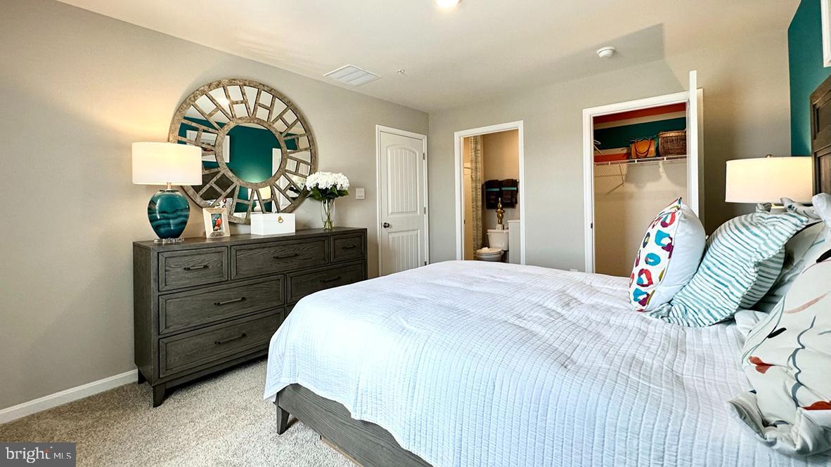 HERITAGE TRACE - Residential
