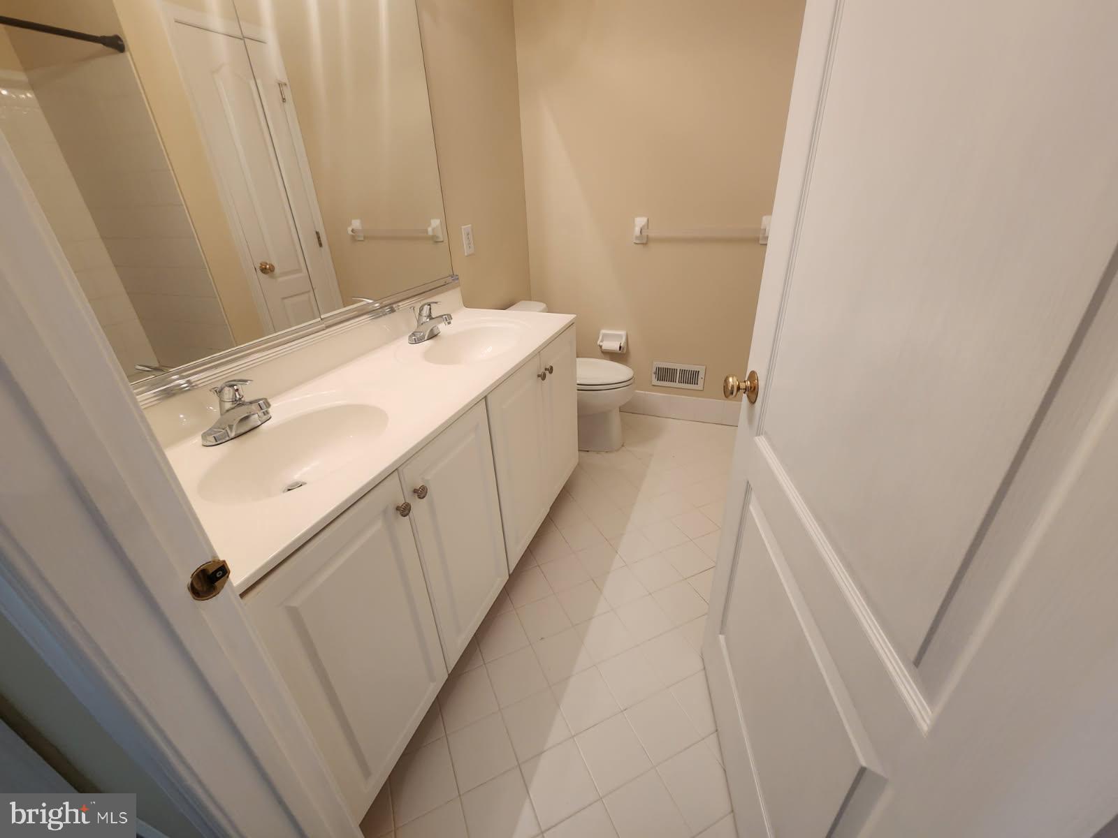 ARBOR POINT - Residential