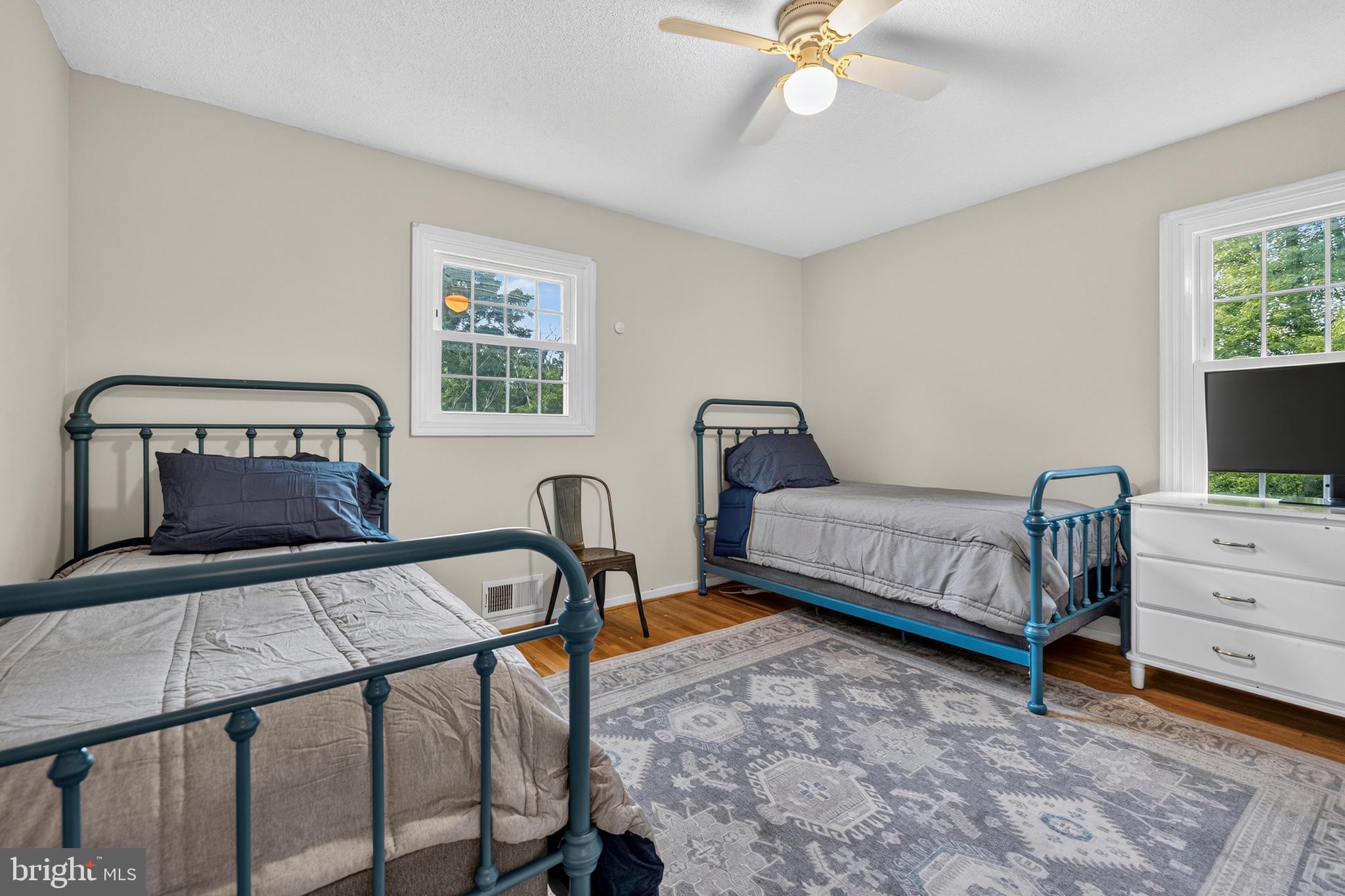 THUNDER HILL - Residential
