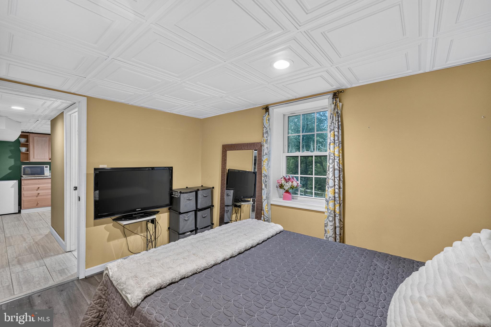 THUNDER HILL - Residential