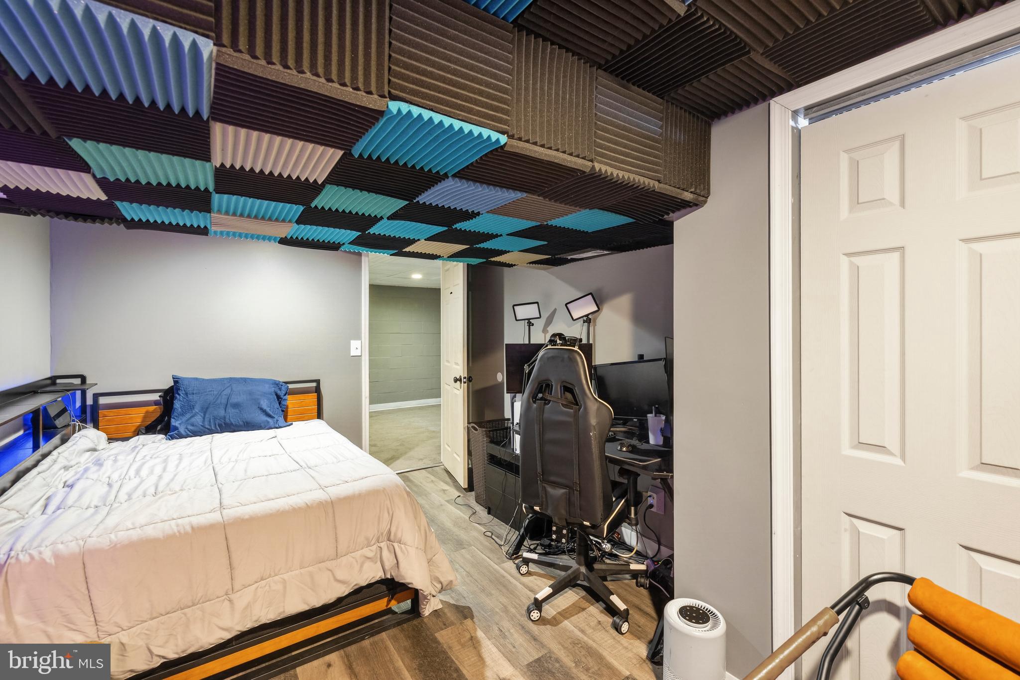 THUNDER HILL - Residential