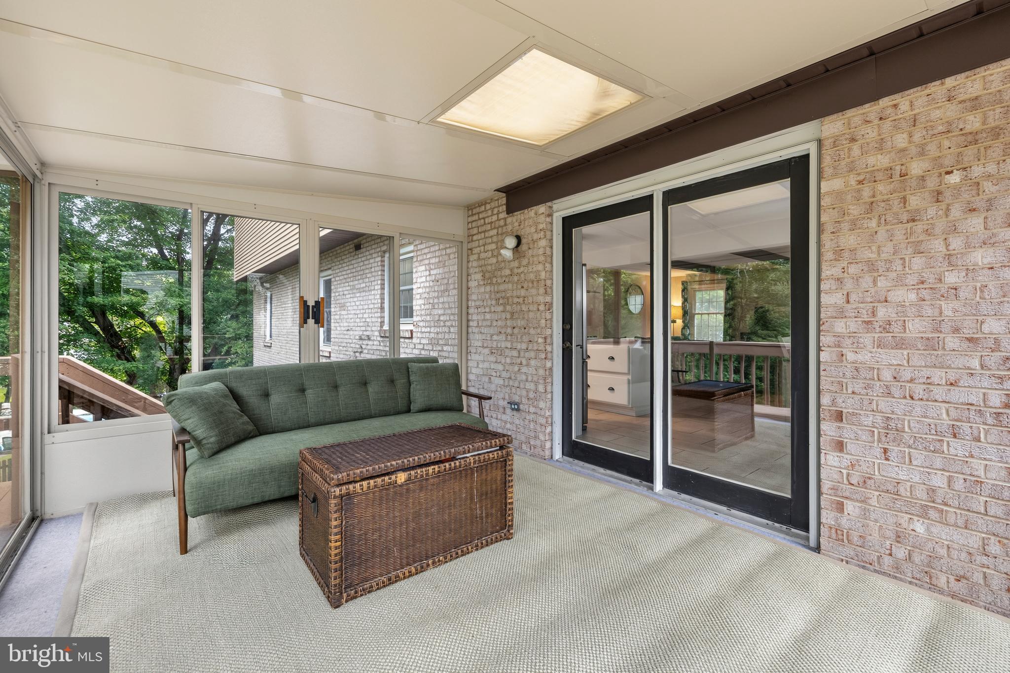 THUNDER HILL - Residential