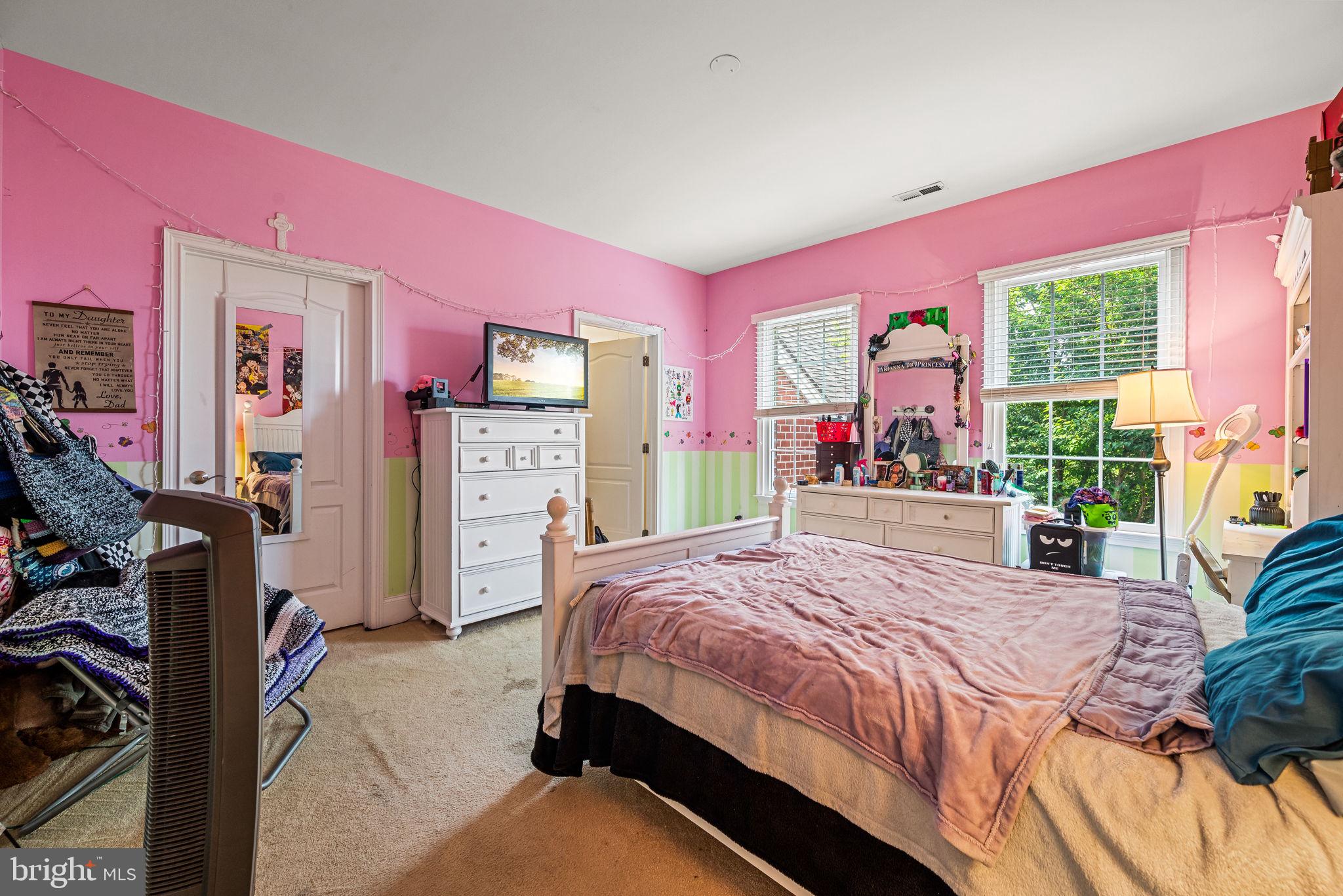 ESTS AT CHADDS FORD - Residential