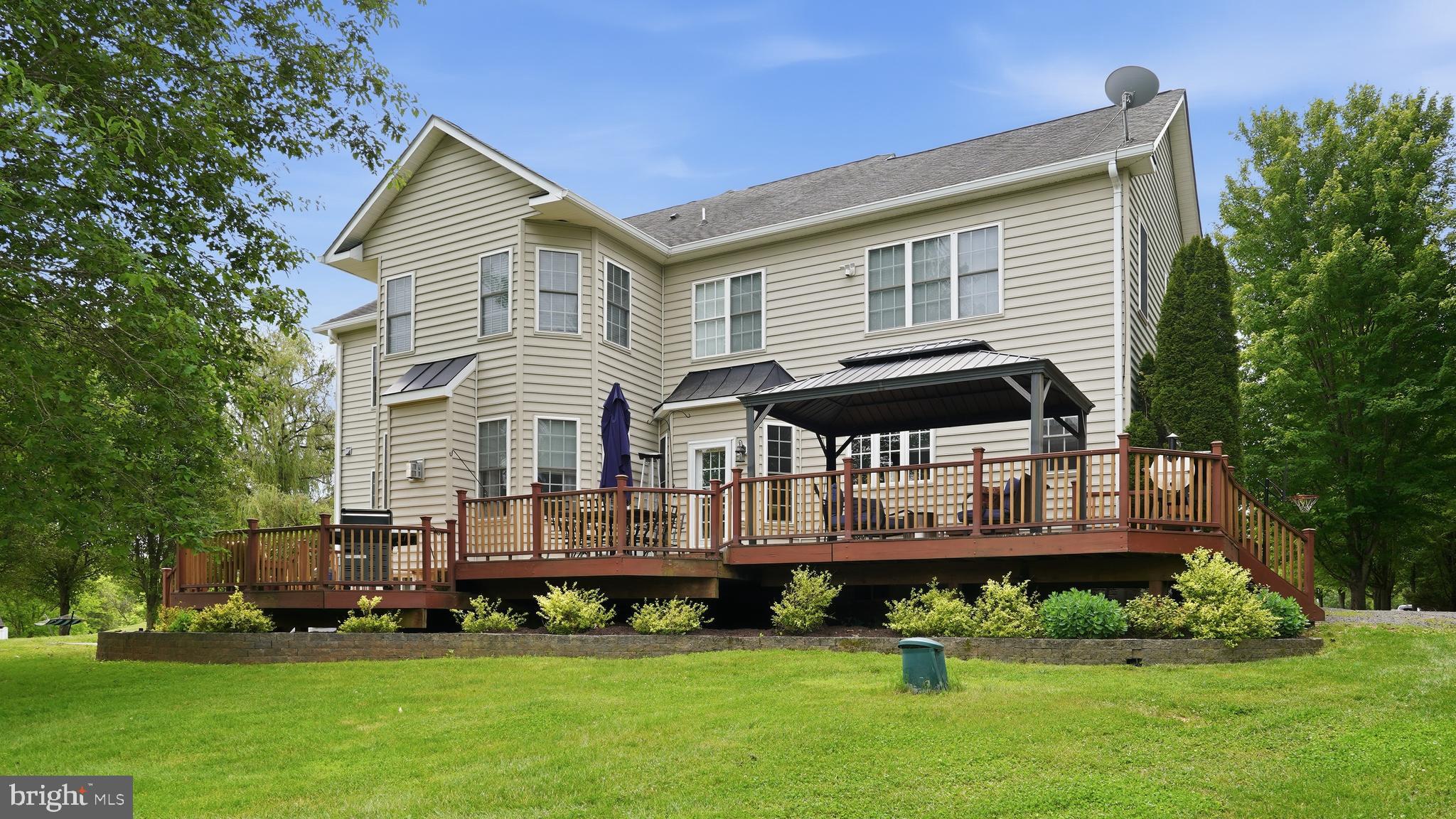 WILLOW OAKS - Residential