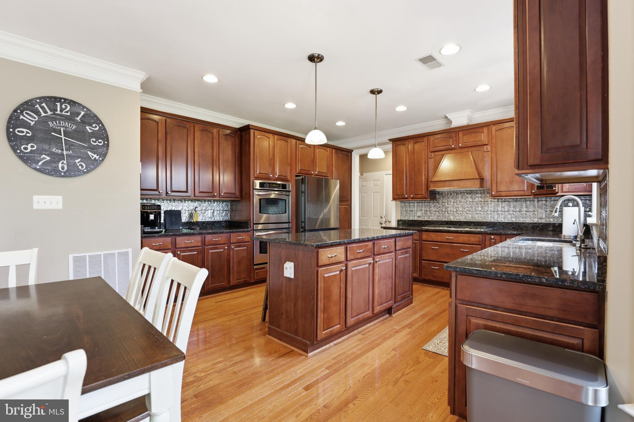 WILLOW OAKS - Residential