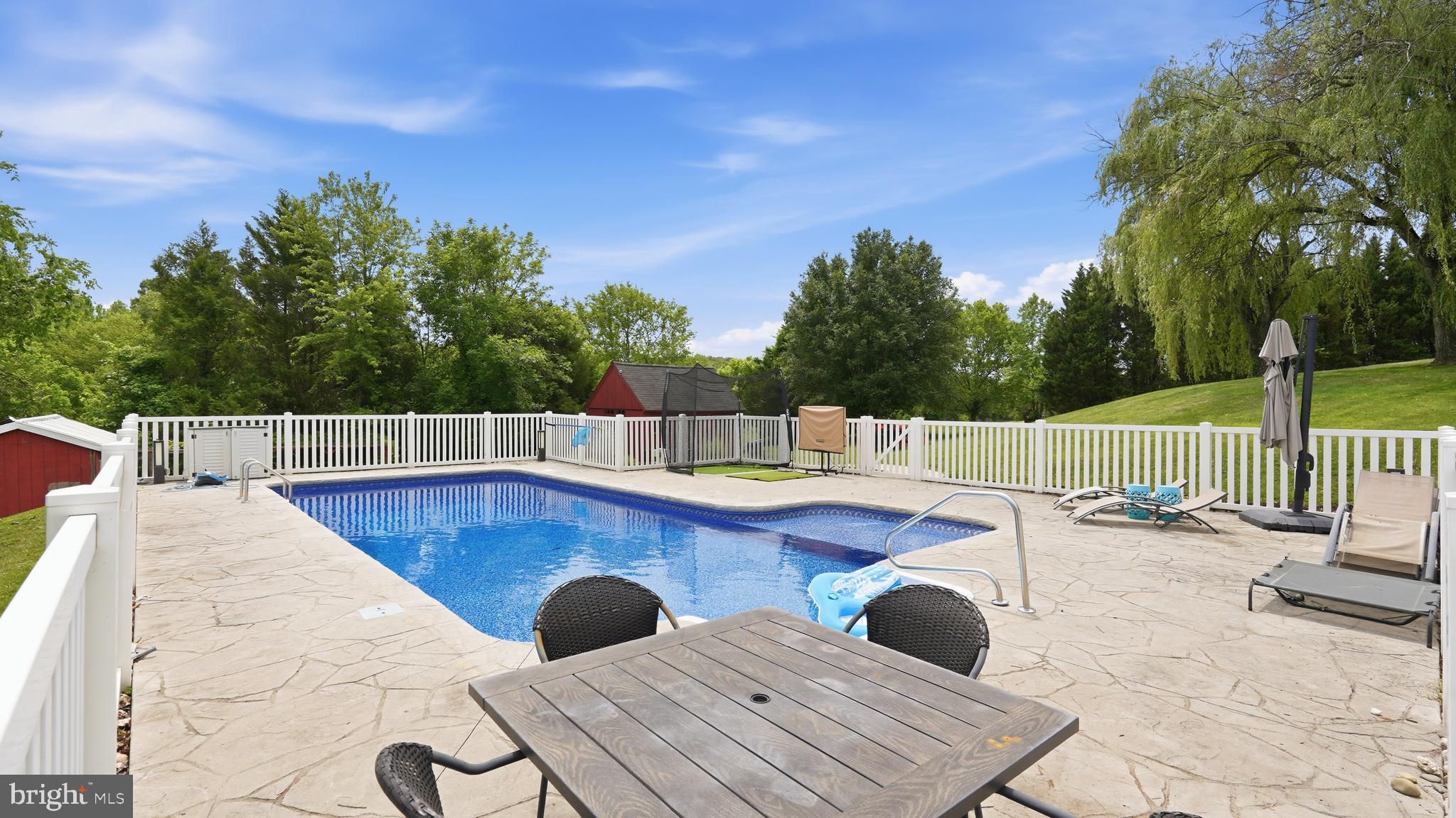 WILLOW OAKS - Residential