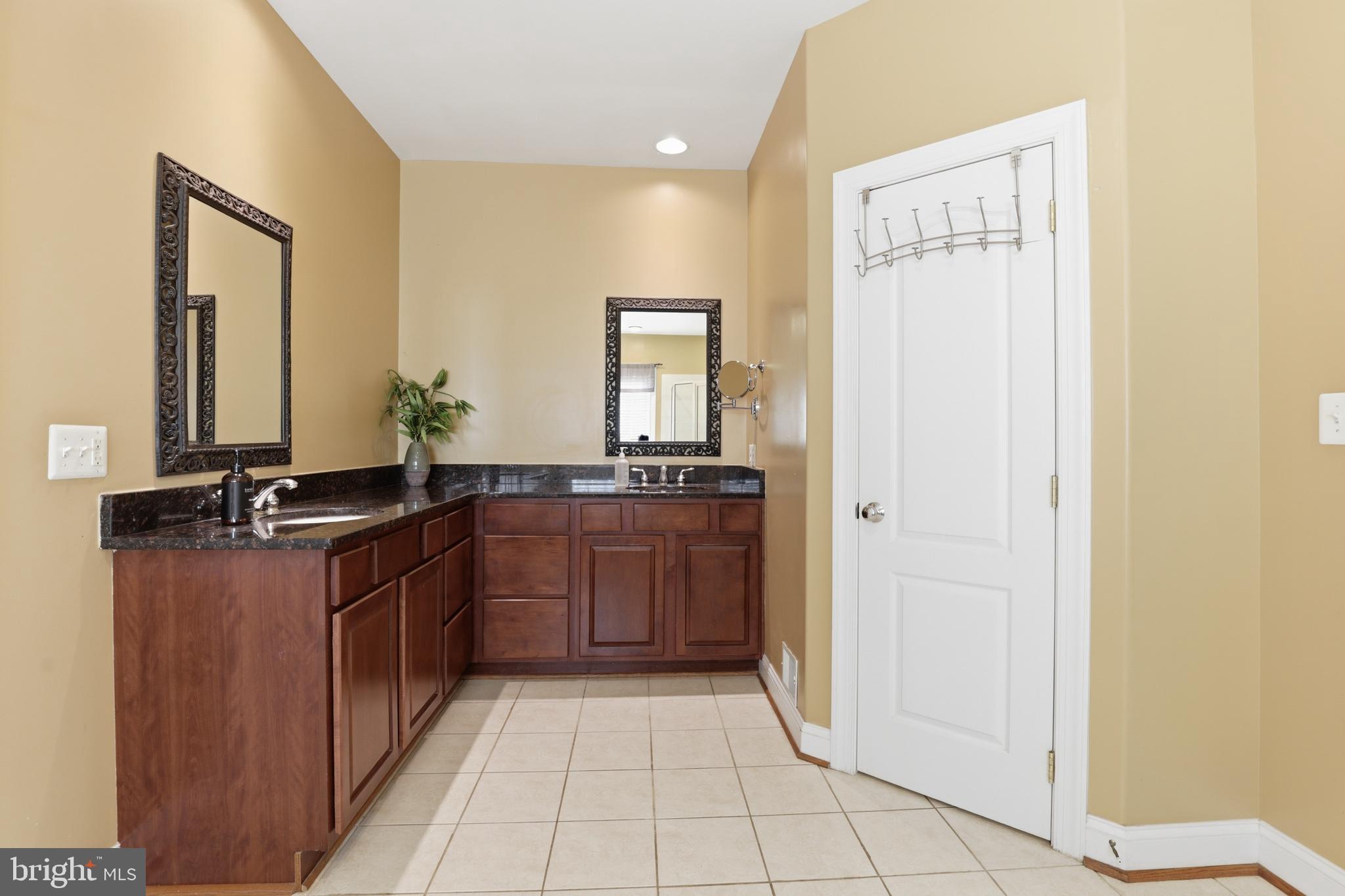 WILLOW OAKS - Residential