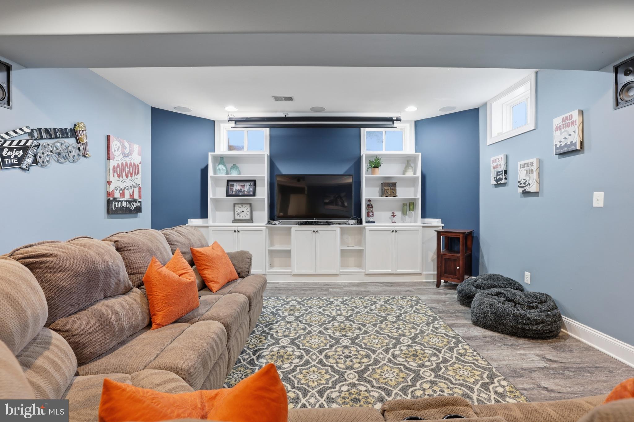 WILLOW OAKS - Residential