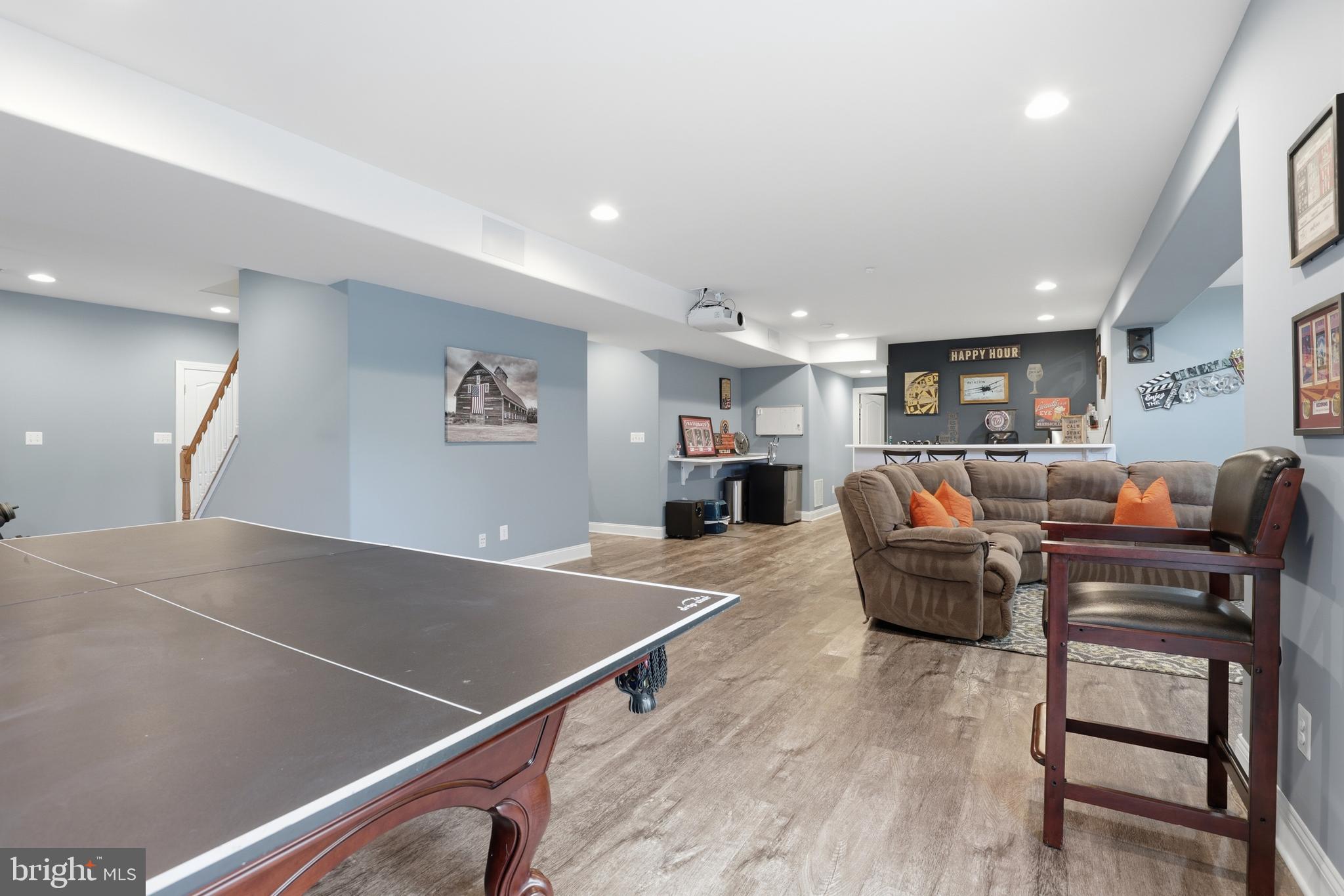 WILLOW OAKS - Residential