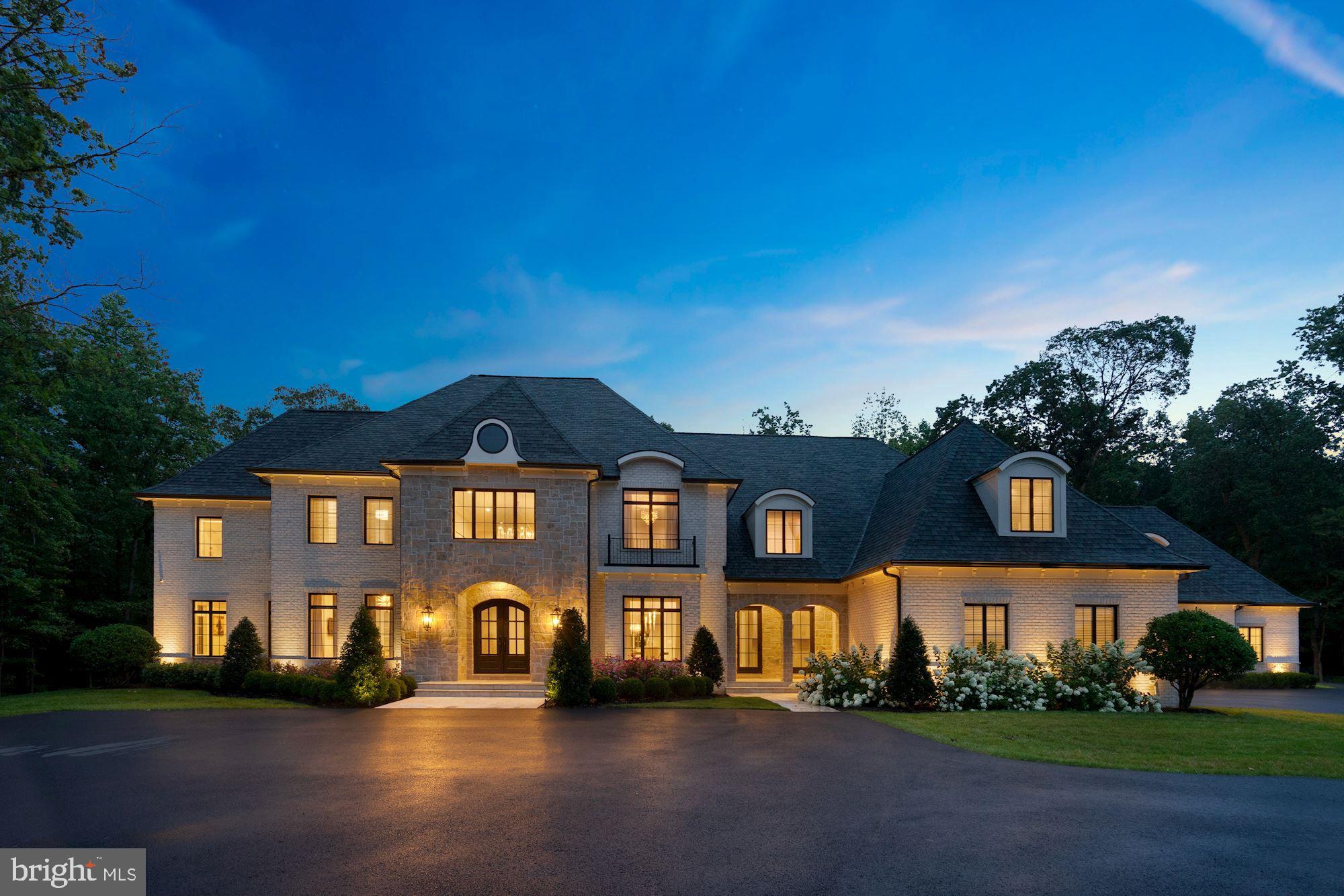 CREIGHTON FARMS - Residential