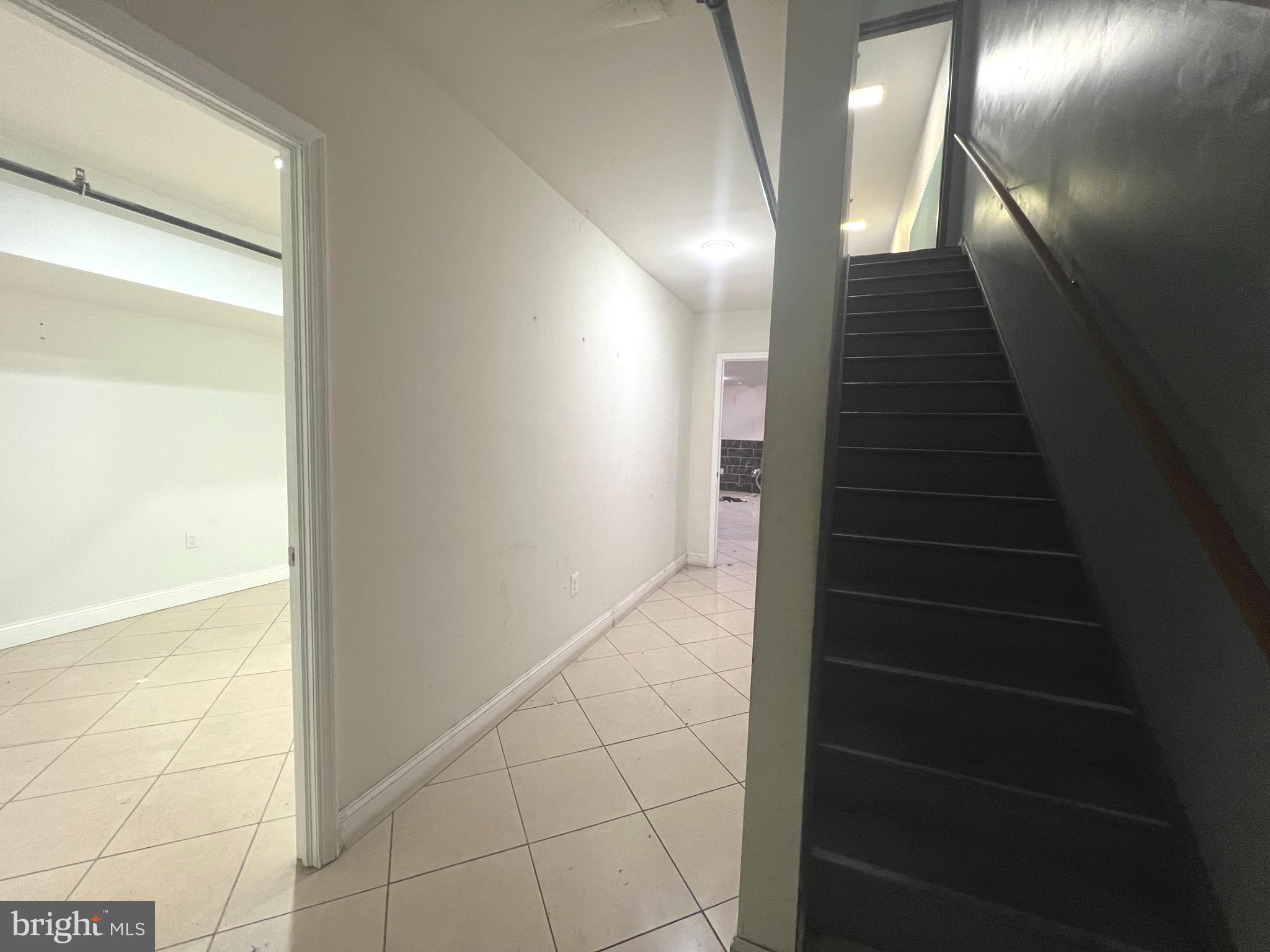 SPRING GARDEN - Commercial Lease