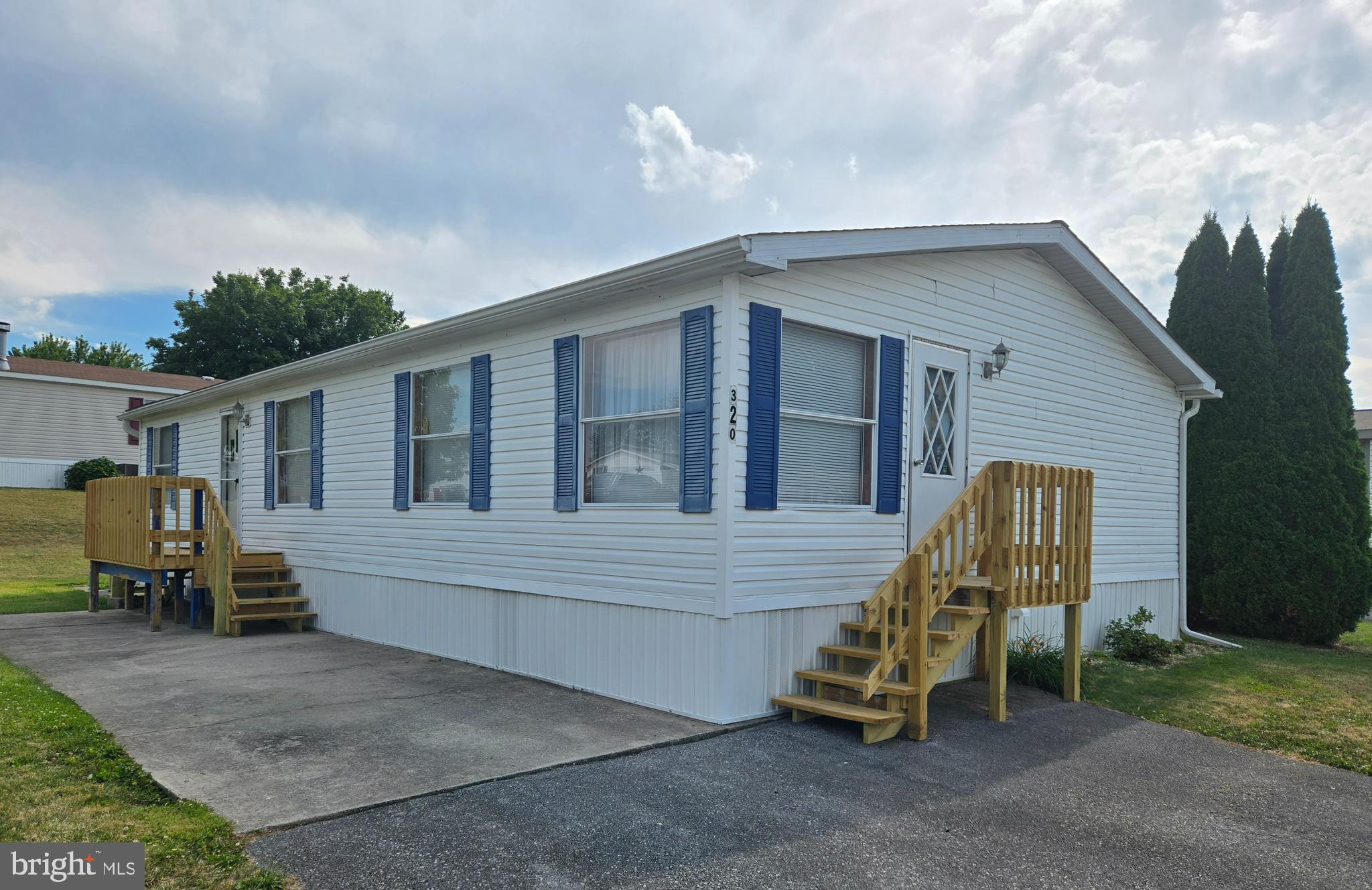 A very nice and spacious home in a clean park. This 3 bedroom, 2 bath Manufactured home has a large living room, galley kitchen with dining area.  Primary suite has bath with shower and tub. Second bath is a walk in shower. Lot rent is $554 per month and includes sewer and trash.  Storage shed conveys.  This is a must see before it's gone.  New buyer must be approved by the park, Colonial Estates. $55 application fee per adult