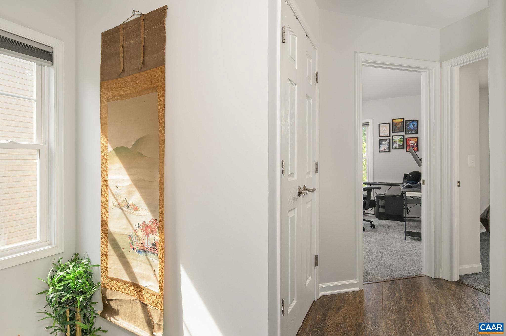 SYCAMORE SQUARE - Residential