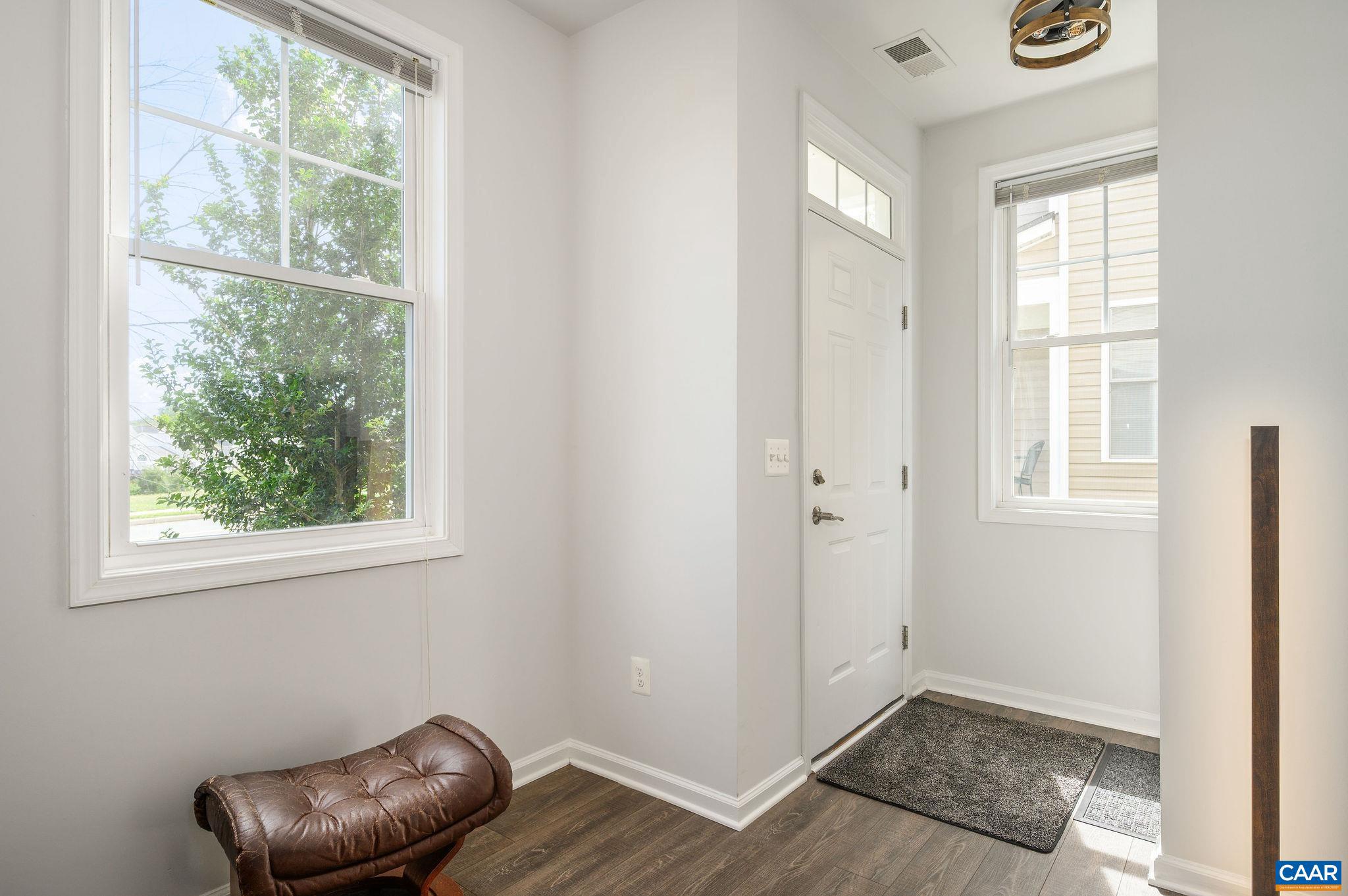 SYCAMORE SQUARE - Residential
