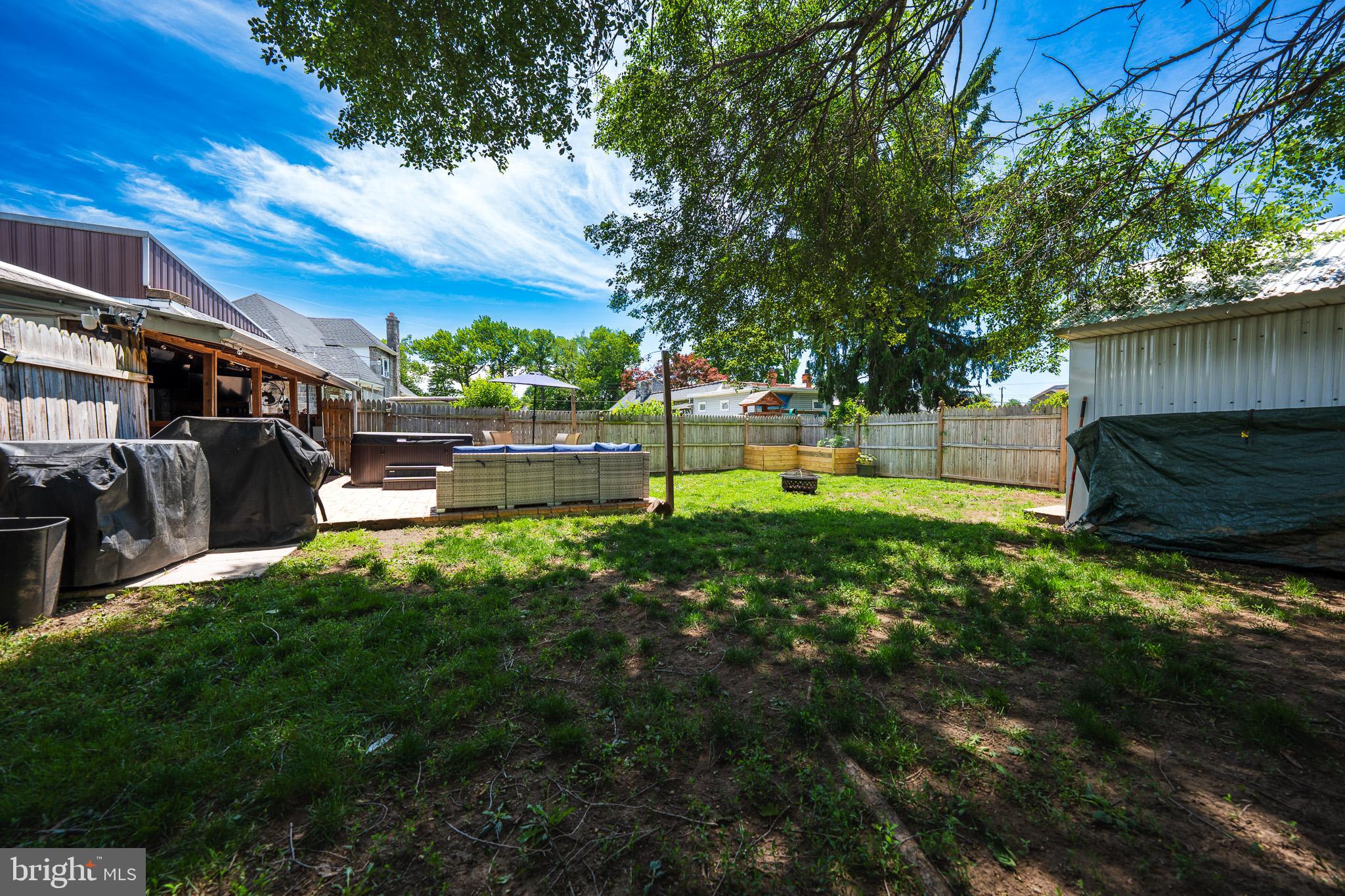 CROYDON ACRES - Residential