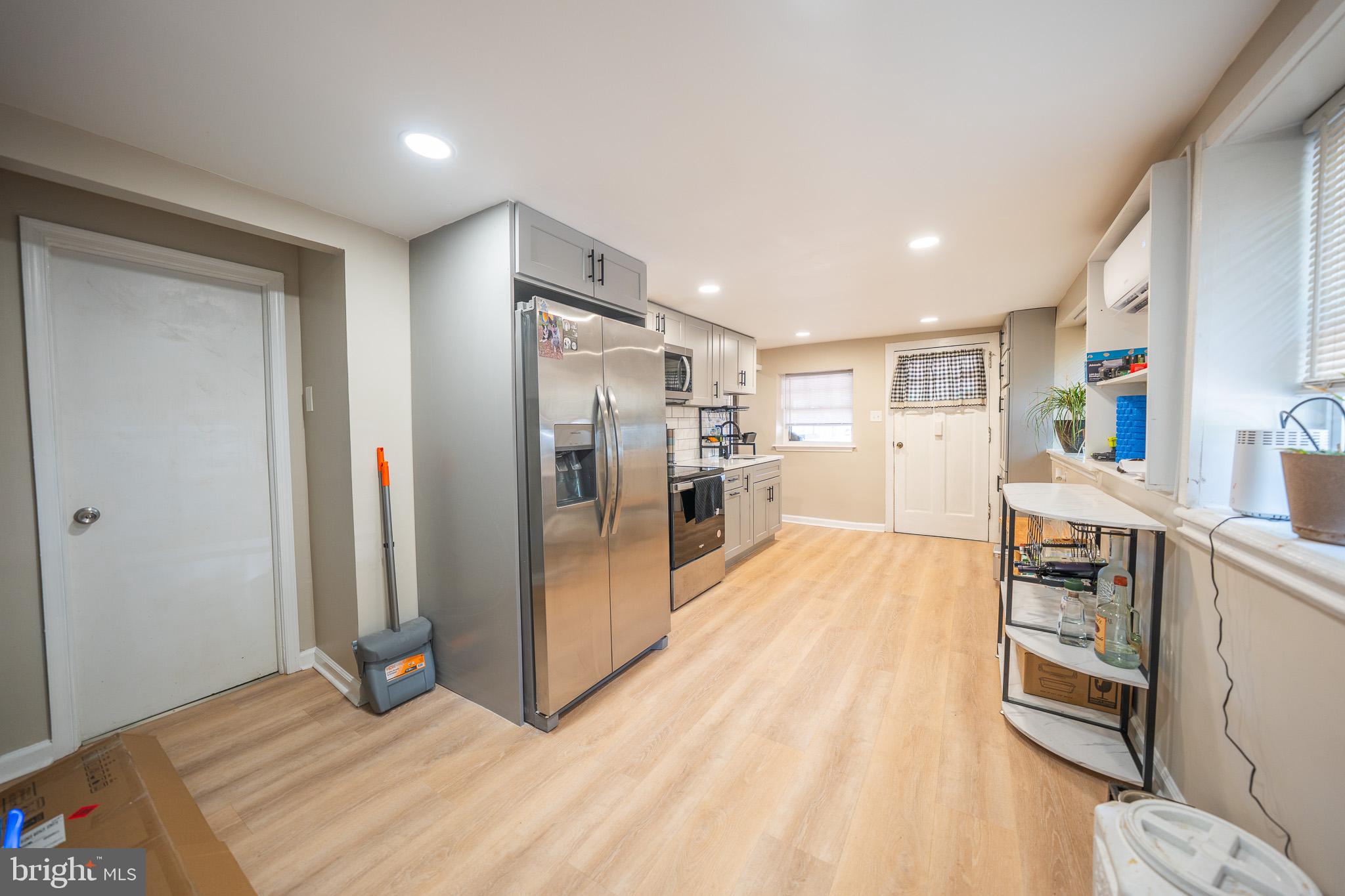 CROYDON ACRES - Residential