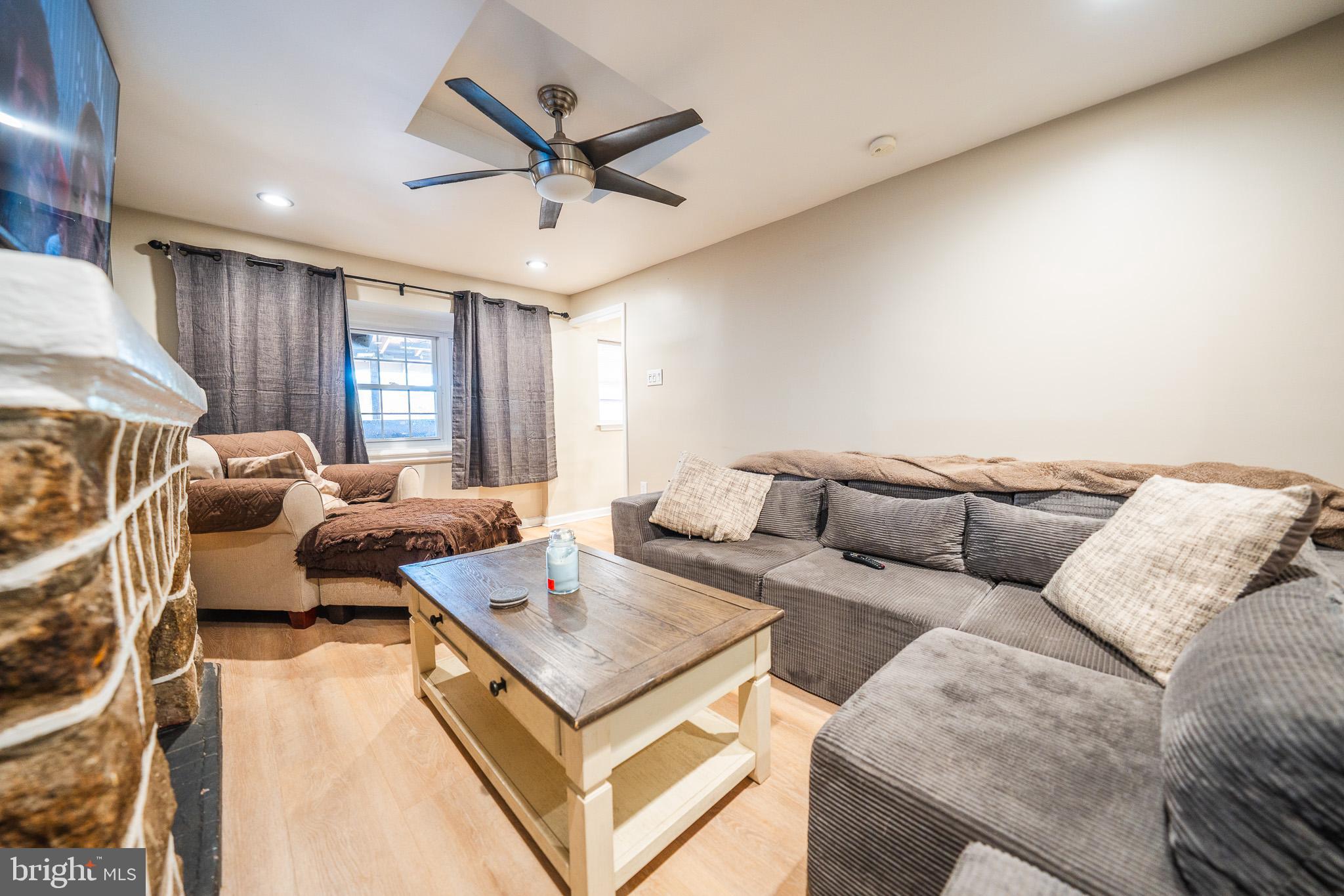 CROYDON ACRES - Residential