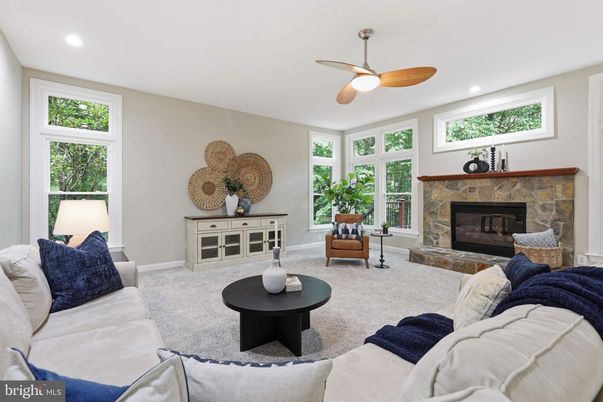 RIVER BEND - Residential